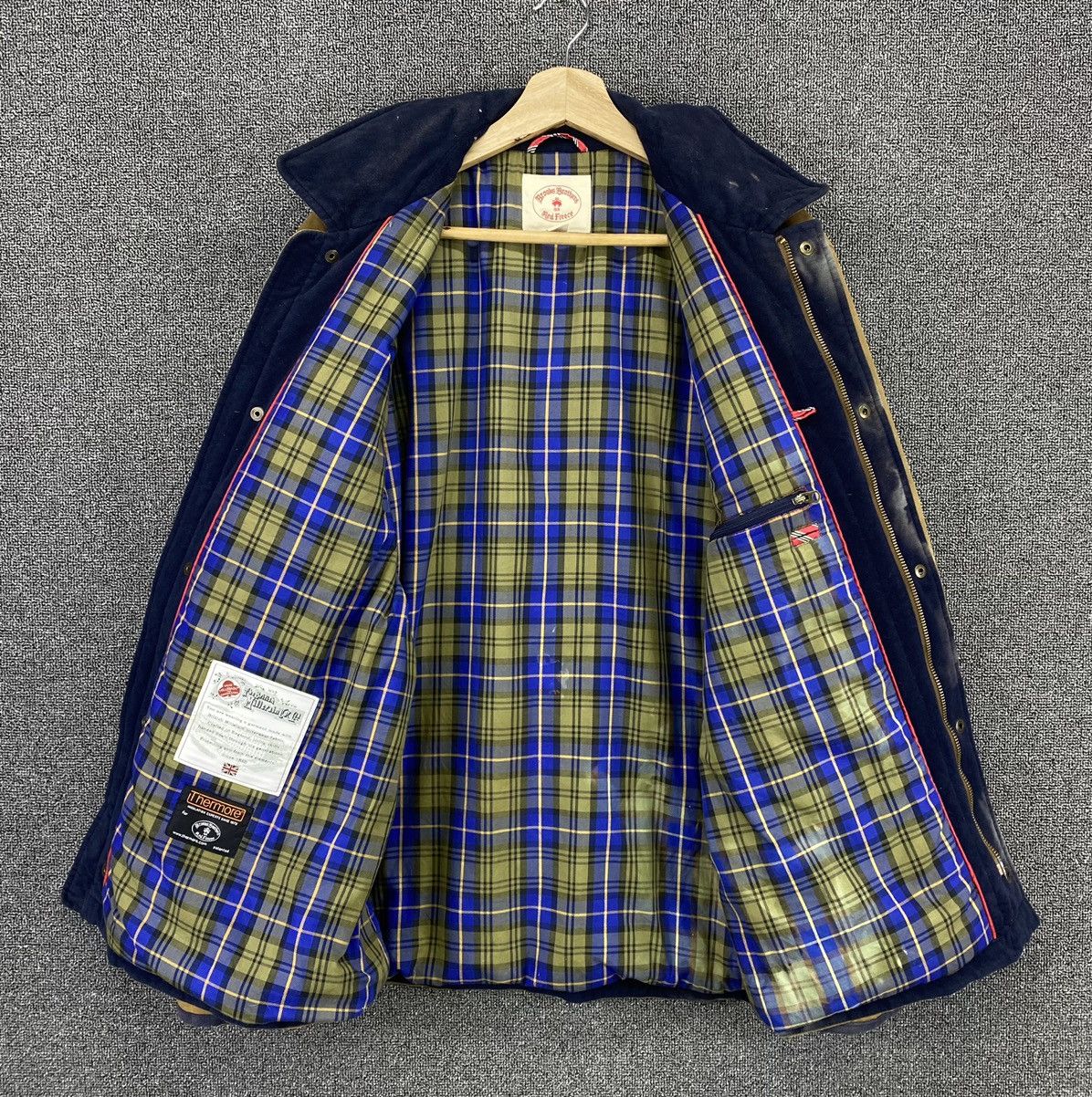 Brooks Brothers Vintage Brooks Brothers Red Fleece Trashed Jacket Size US M / EU 48-50 / 2 - 7 Thumbnail