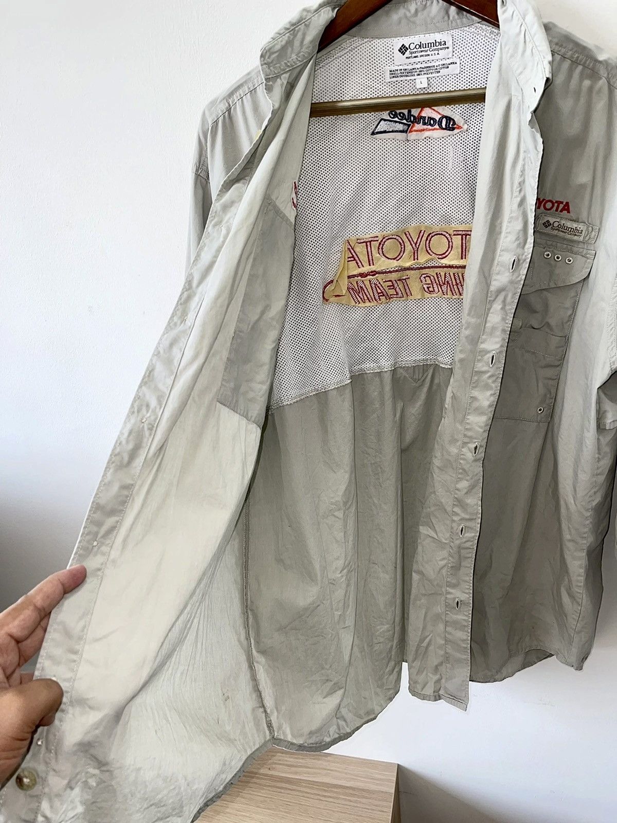 Columbia × Vintage VTG TOYOTA SEA SNAKE FISHING TEAM X COLUMBIA TUNDRA FORCE V8 Size US L / EU 52-54 / 3 - 11 Thumbnail