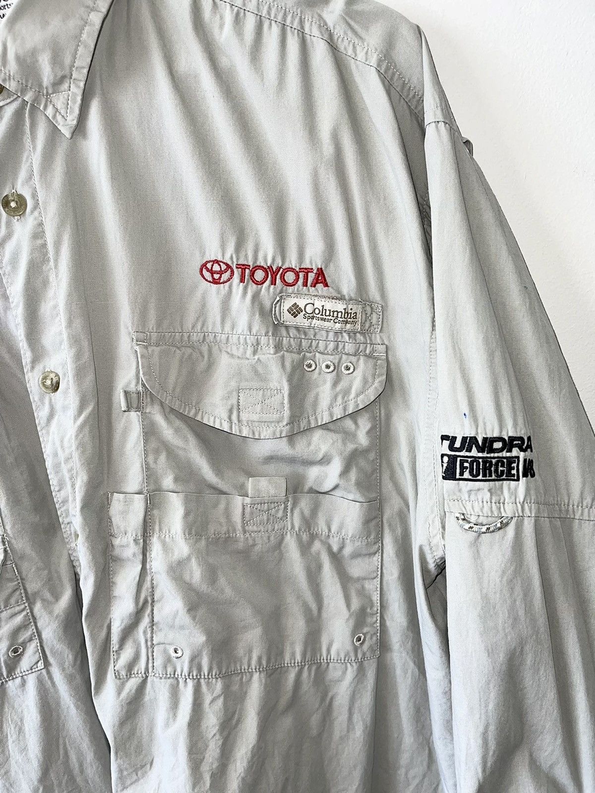 Columbia × Vintage VTG TOYOTA SEA SNAKE FISHING TEAM X COLUMBIA TUNDRA FORCE V8 Size US L / EU 52-54 / 3 - 6 Thumbnail