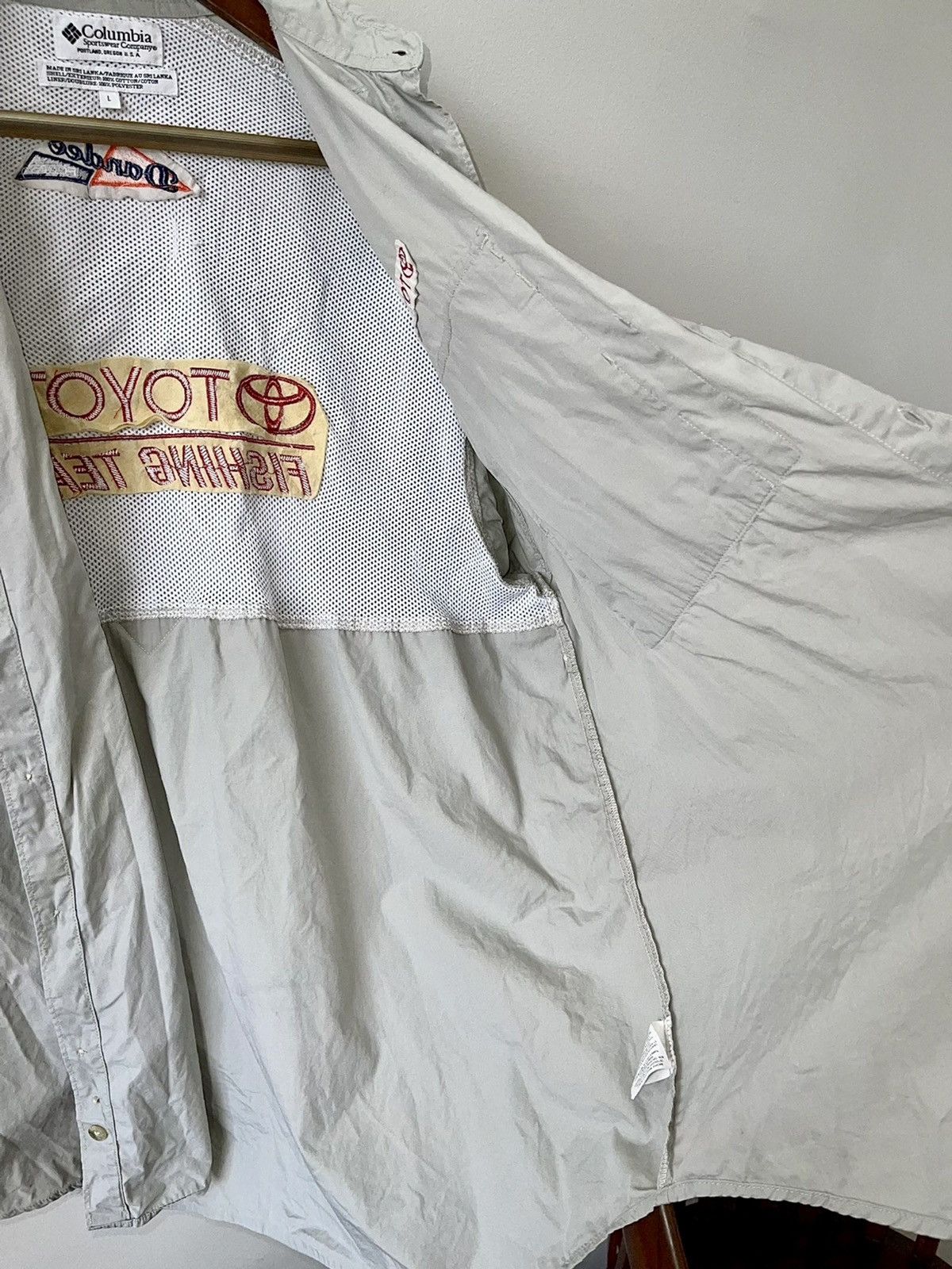 Columbia × Vintage VTG TOYOTA SEA SNAKE FISHING TEAM X COLUMBIA TUNDRA FORCE V8 Size US L / EU 52-54 / 3 - 12 Thumbnail