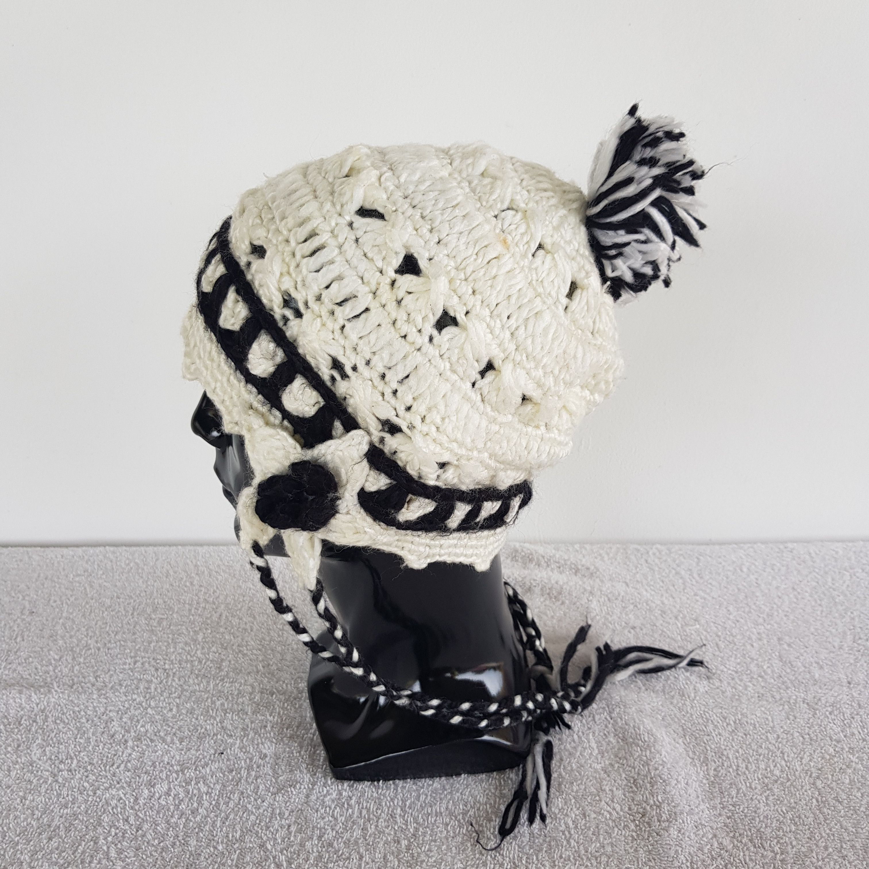 Japanese Brand × Vintage Unknown Earflap Beanie Japanese Snow Cap Knitted Hats Size ONE SIZE - 4 Thumbnail