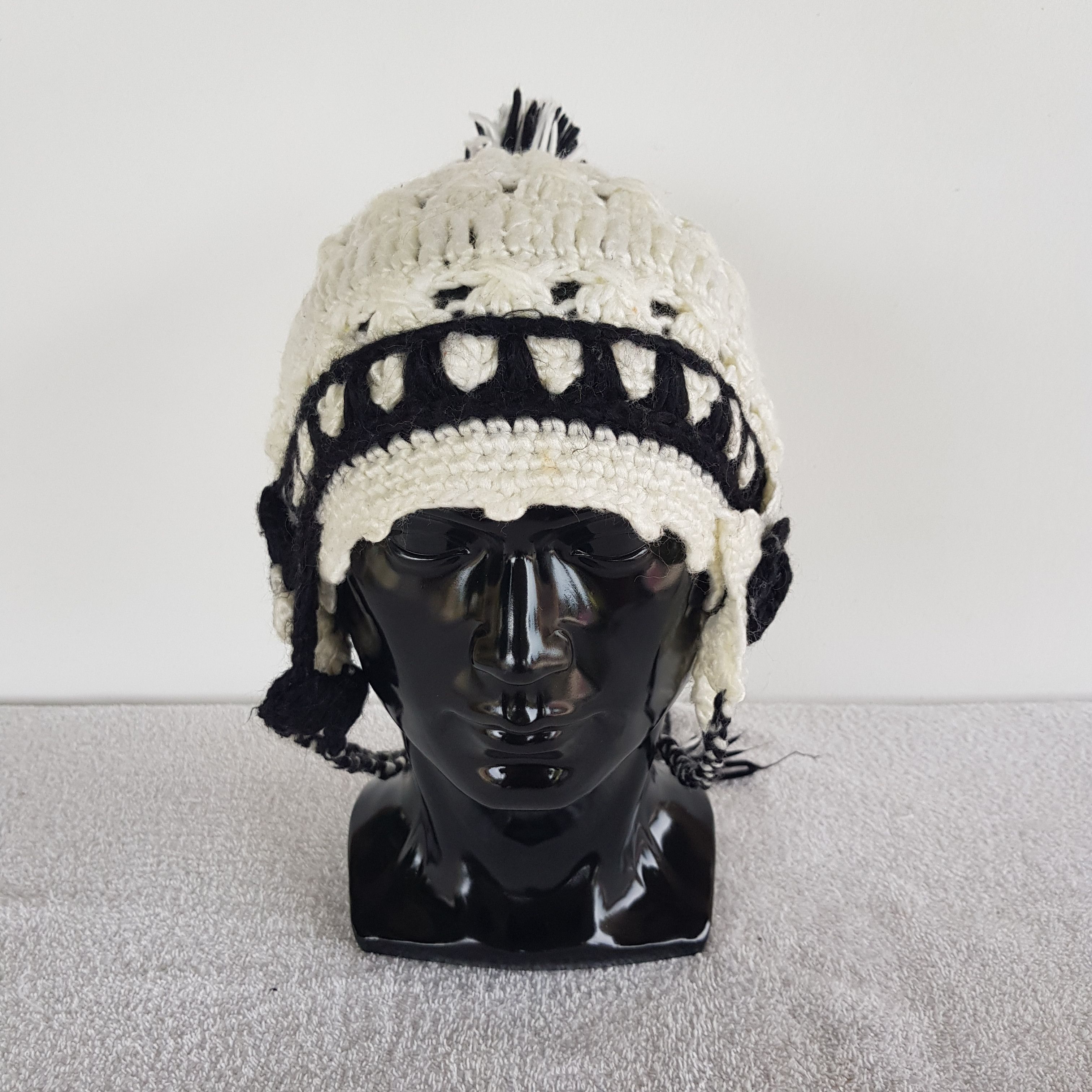 Japanese Brand × Vintage Unknown Earflap Beanie Japanese Snow Cap Knitted Hats Size ONE SIZE - 1 Thumbnail