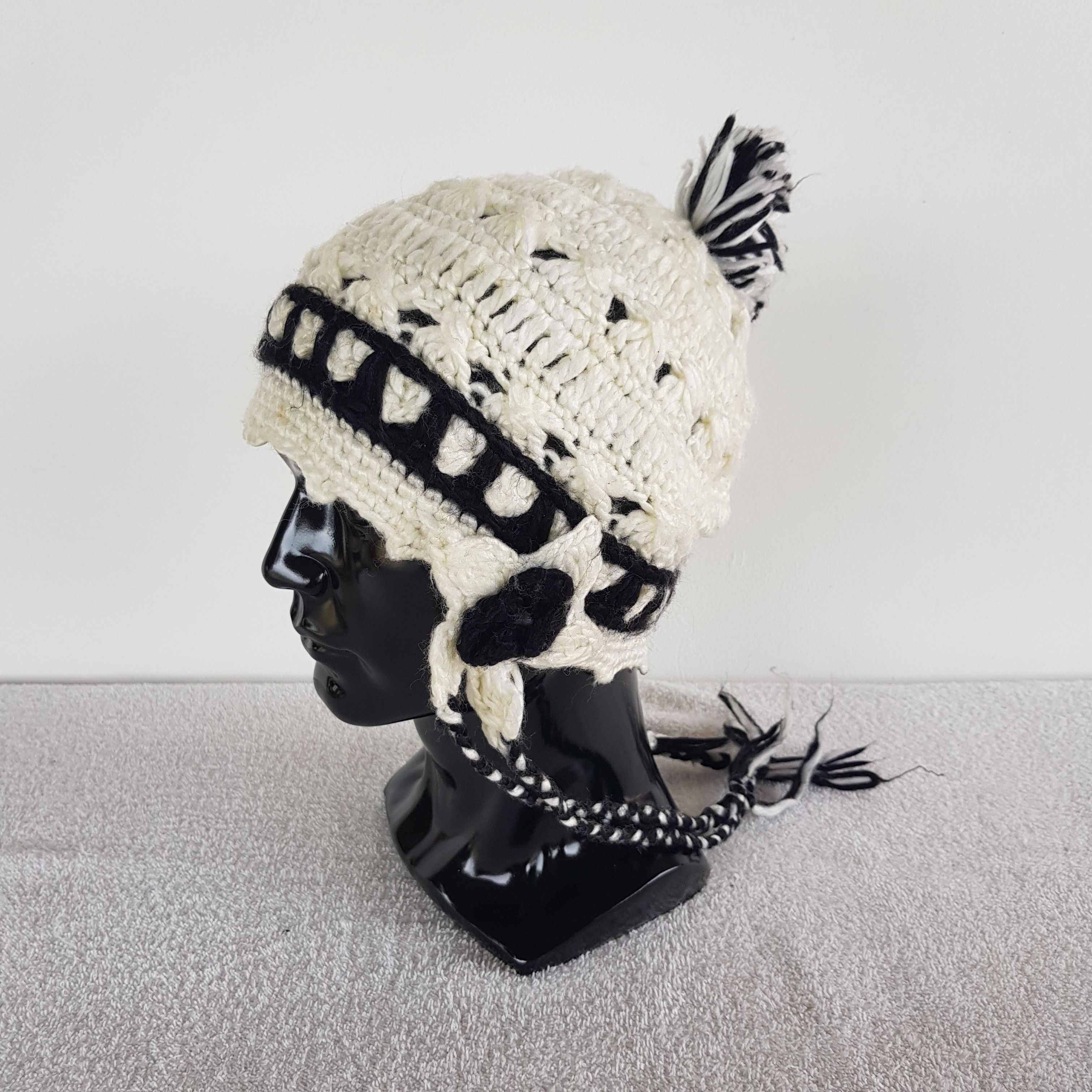 Japanese Brand × Vintage Unknown Earflap Beanie Japanese Snow Cap Knitted Hats Size ONE SIZE - 2 Thumbnail
