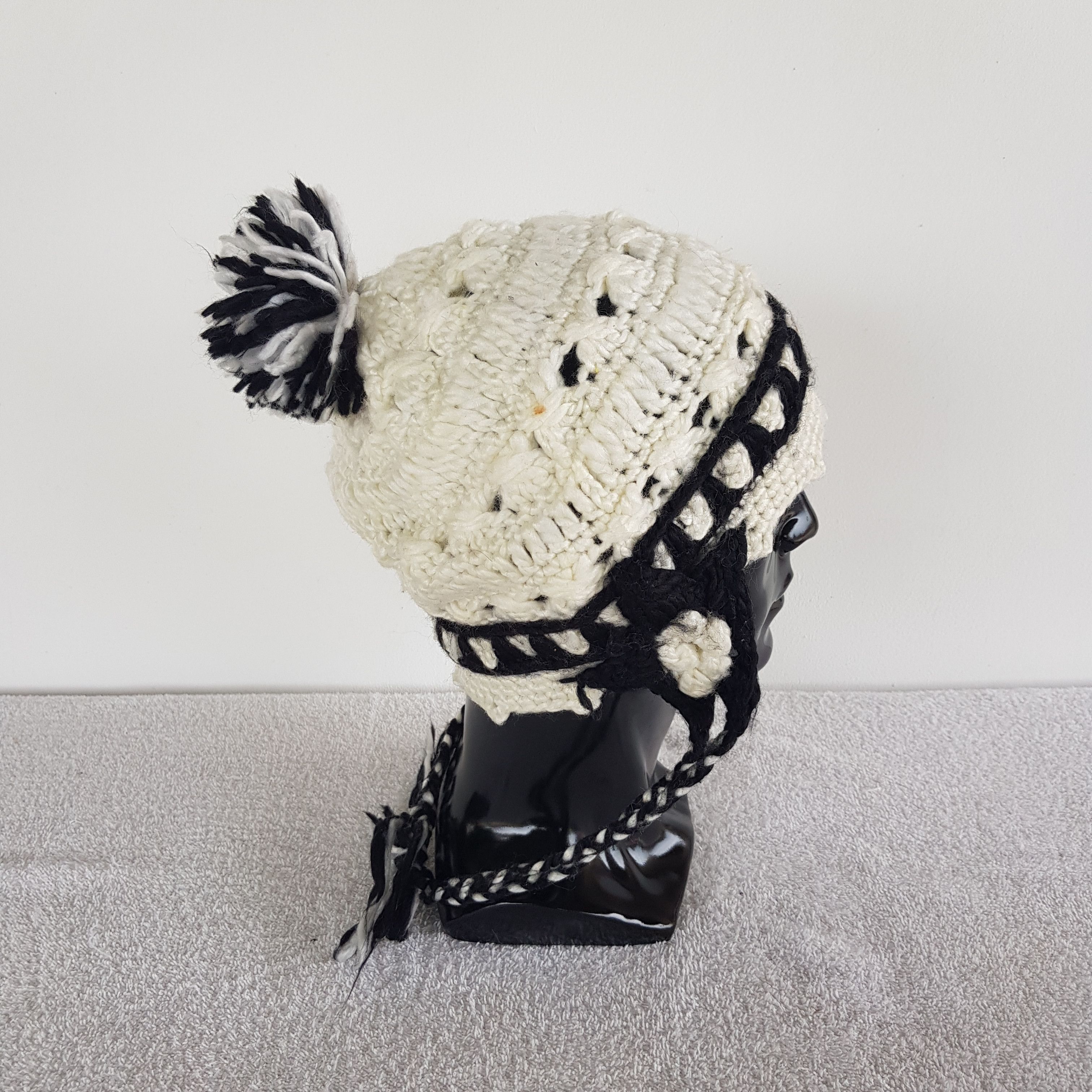 Japanese Brand × Vintage Unknown Earflap Beanie Japanese Snow Cap Knitted Hats Size ONE SIZE - 3 Thumbnail
