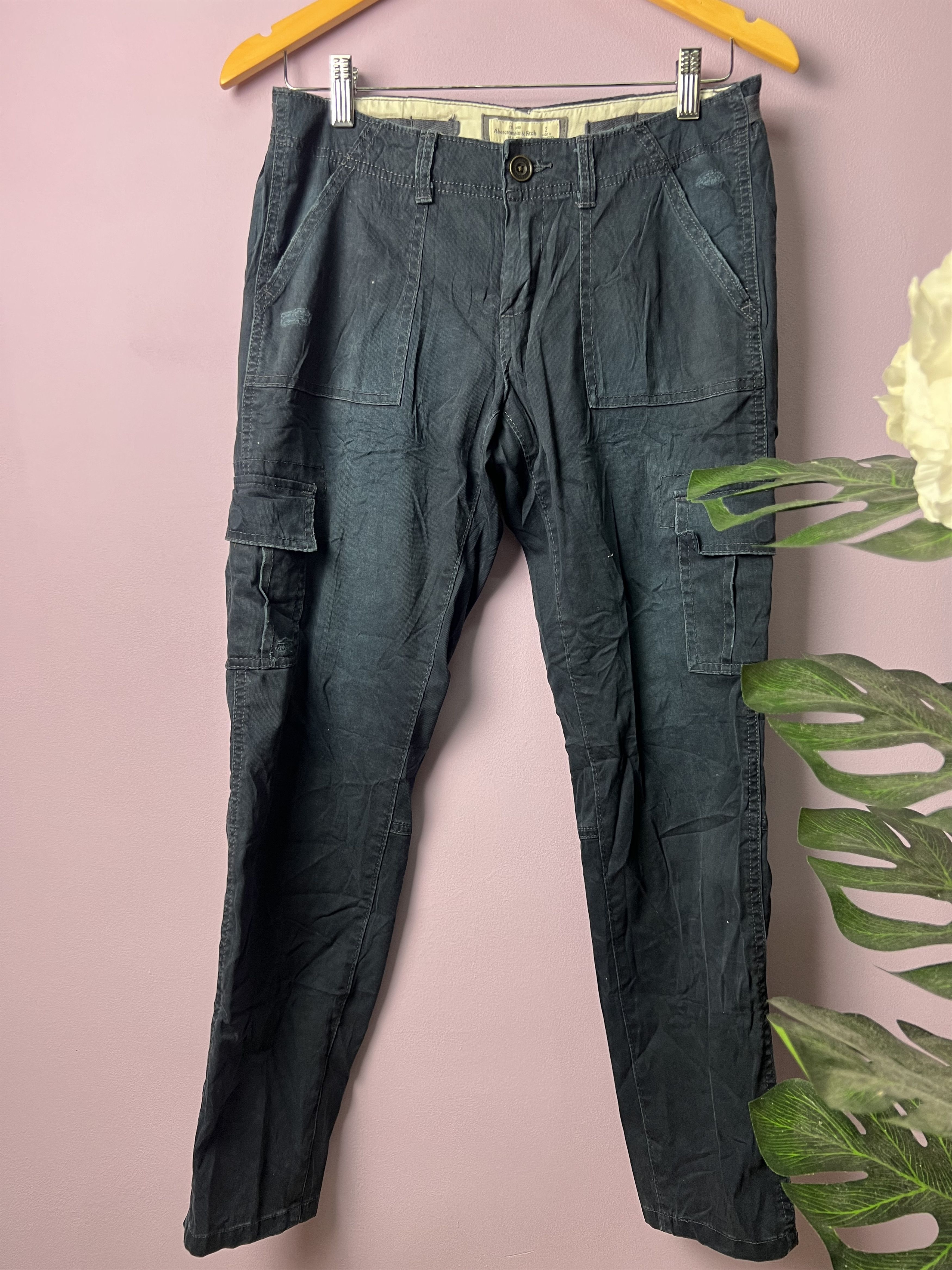 Abercrombie & Fitch 🔥Abercrombie & Fitch Cargo Pants Size US 29 - 2 Thumbnail