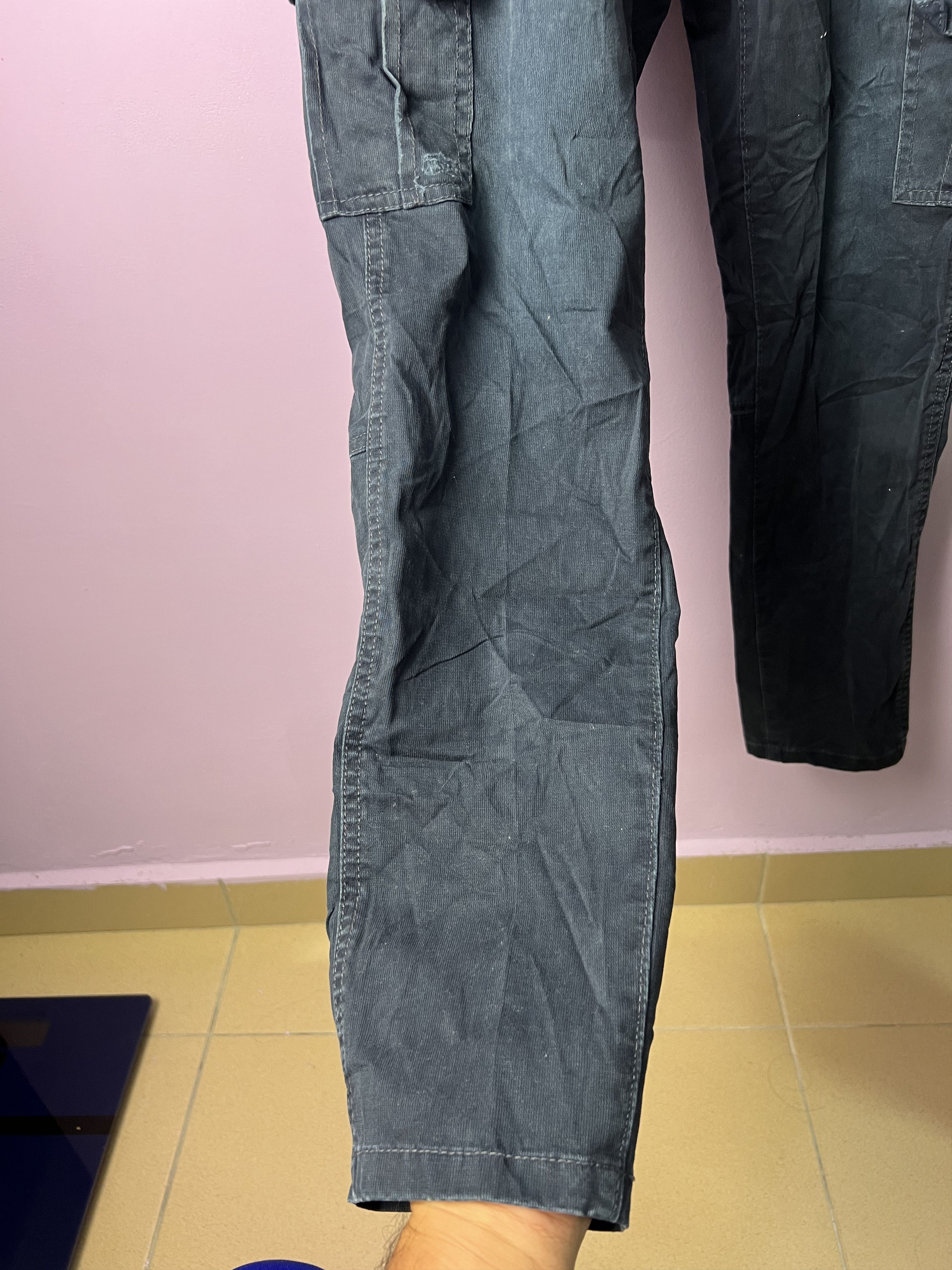 Abercrombie & Fitch 🔥Abercrombie & Fitch Cargo Pants Size US 29 - 8 Thumbnail