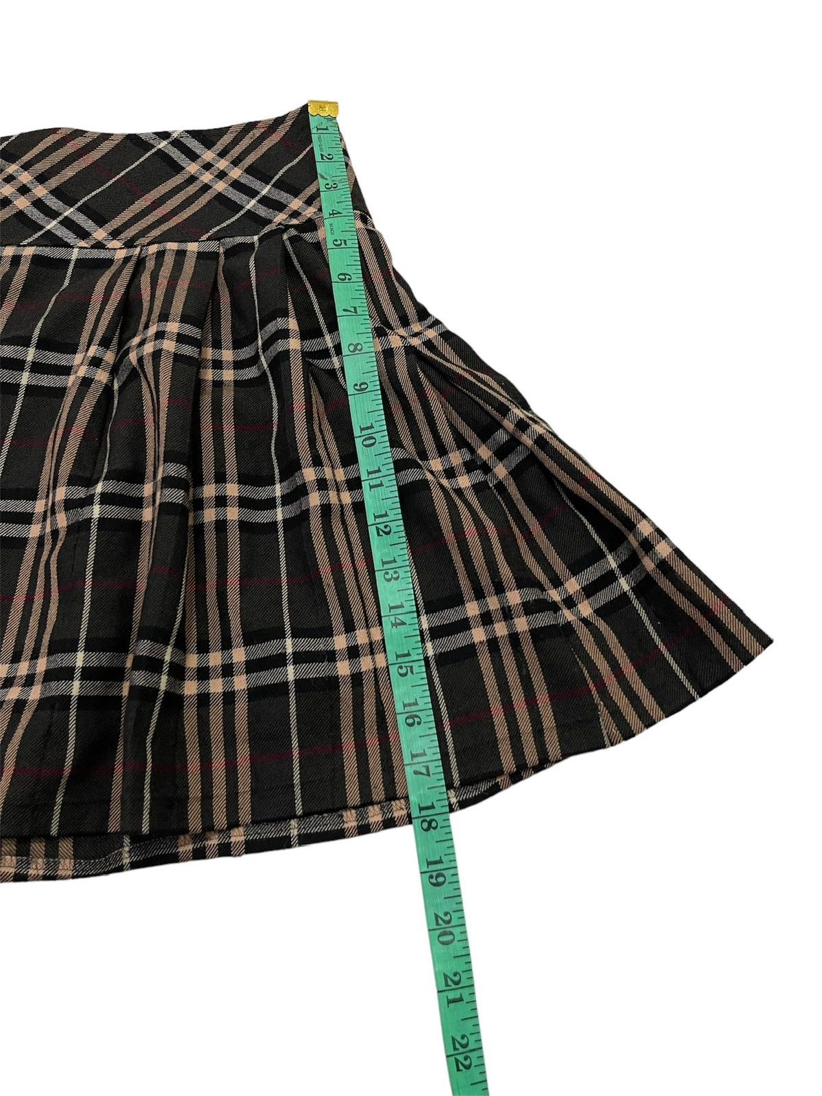 Burberry BURBERRY LONDON BLUE LABEL MINI SKIRT Size 28" / US 6 / IT 42 - 11 Thumbnail
