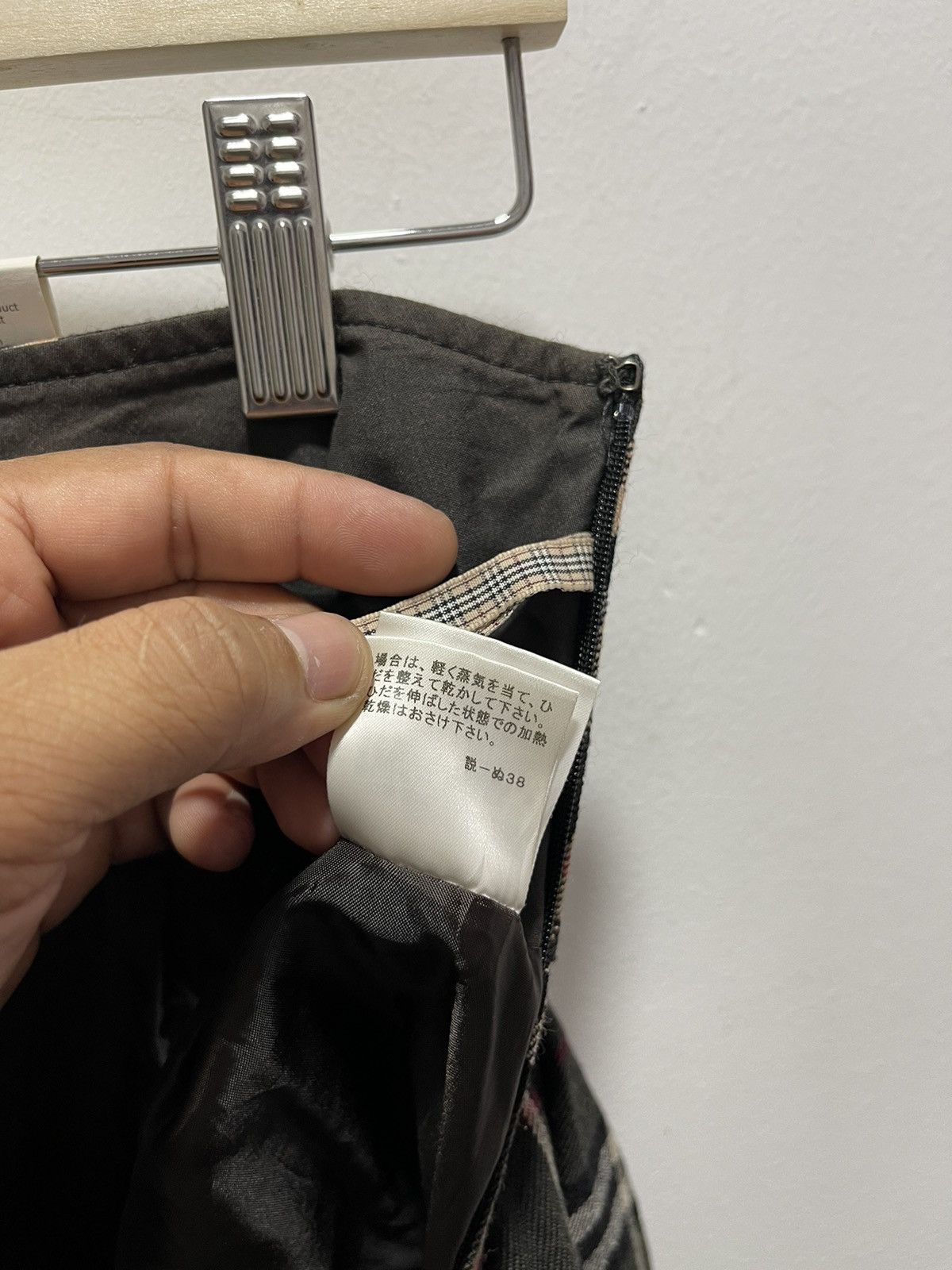 Burberry BURBERRY LONDON BLUE LABEL MINI SKIRT Size 28" / US 6 / IT 42 - 9 Thumbnail