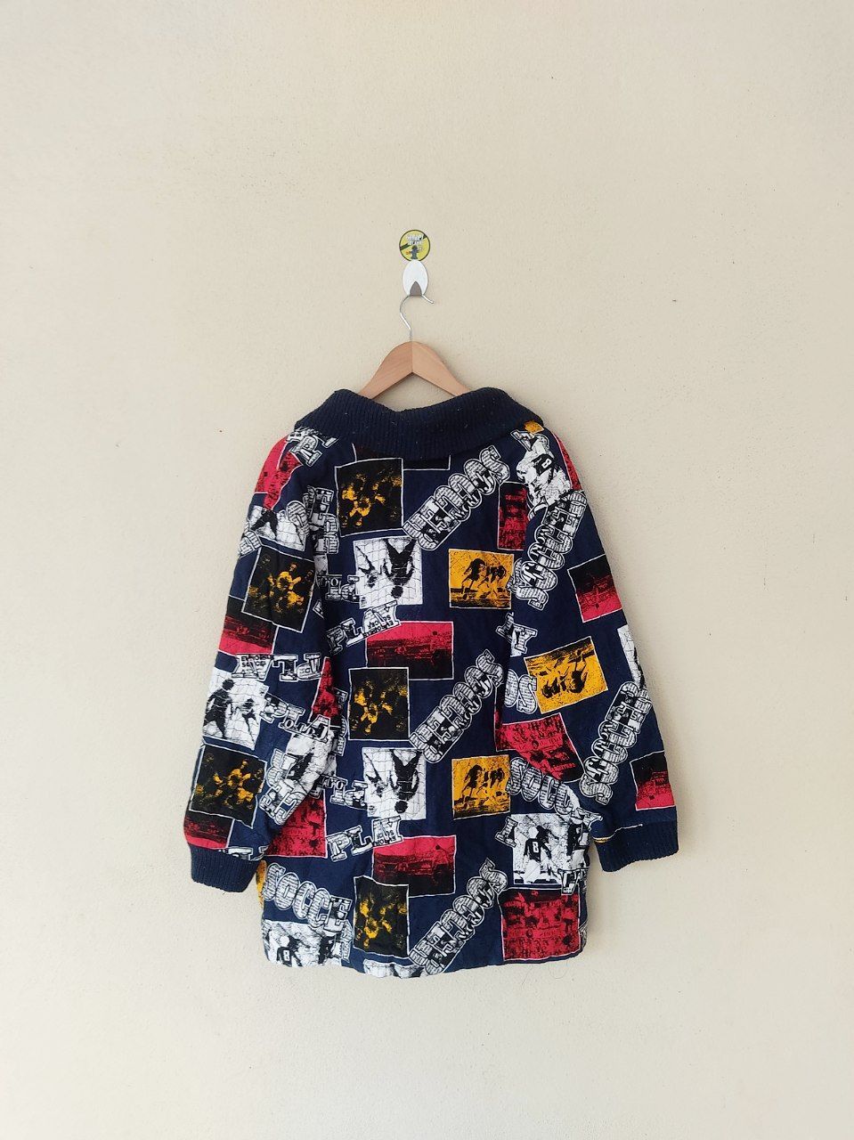 Japanese Brand VINTAGE GIOWELLS EUROPEAN SOCCER OVERPRINTED JACKET Size US L / EU 52-54 / 3 - 2 Thumbnail