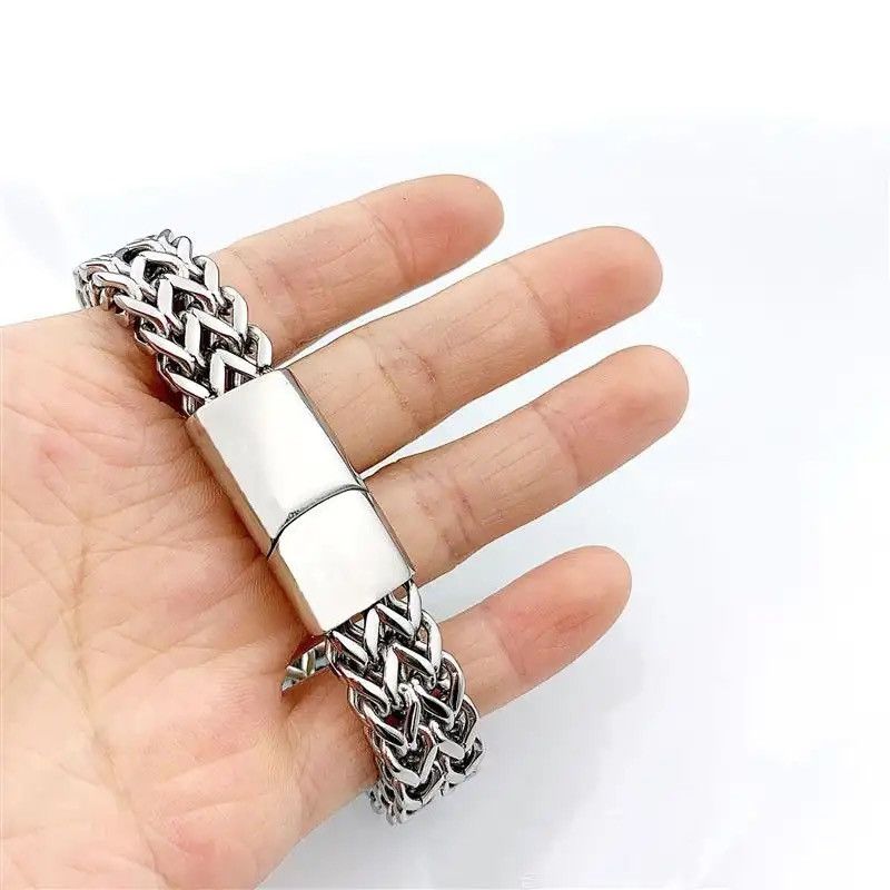 Jewelry Curb Cuban Link Chain Bracelets Size ONE SIZE - 1 Thumbnail