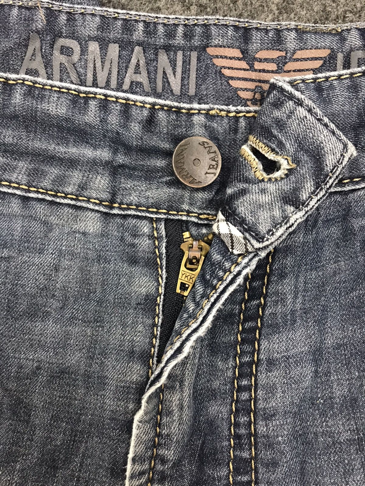 Armani Vintage Armani Jeans Distressed Denim Jeans 34 36 Indigo Size US 34 / EU 50 - 2 Thumbnail