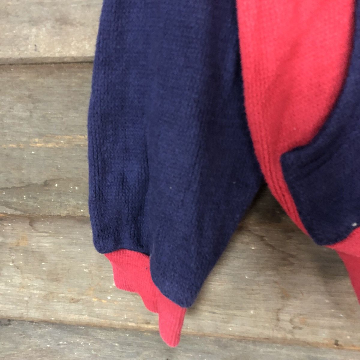 Japanese Brand V.T Red/Blue Cardigan knitwear japan #3604 Size US M / EU 48-50 / 2 - 6 Thumbnail
