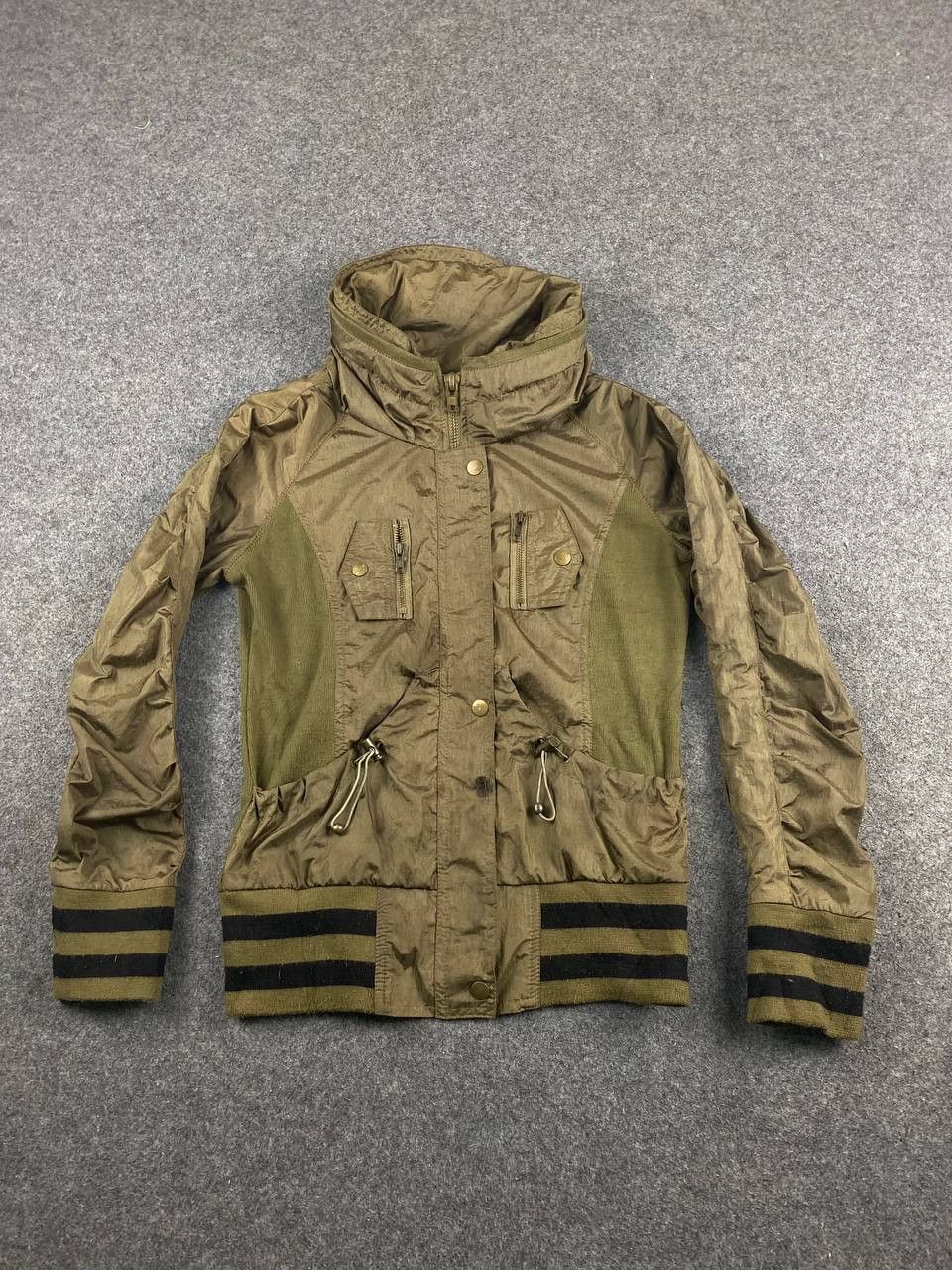 Japanese Brand japanese brands nylon jacket nice design Size S / US 4 / IT 40 - 1 Thumbnail