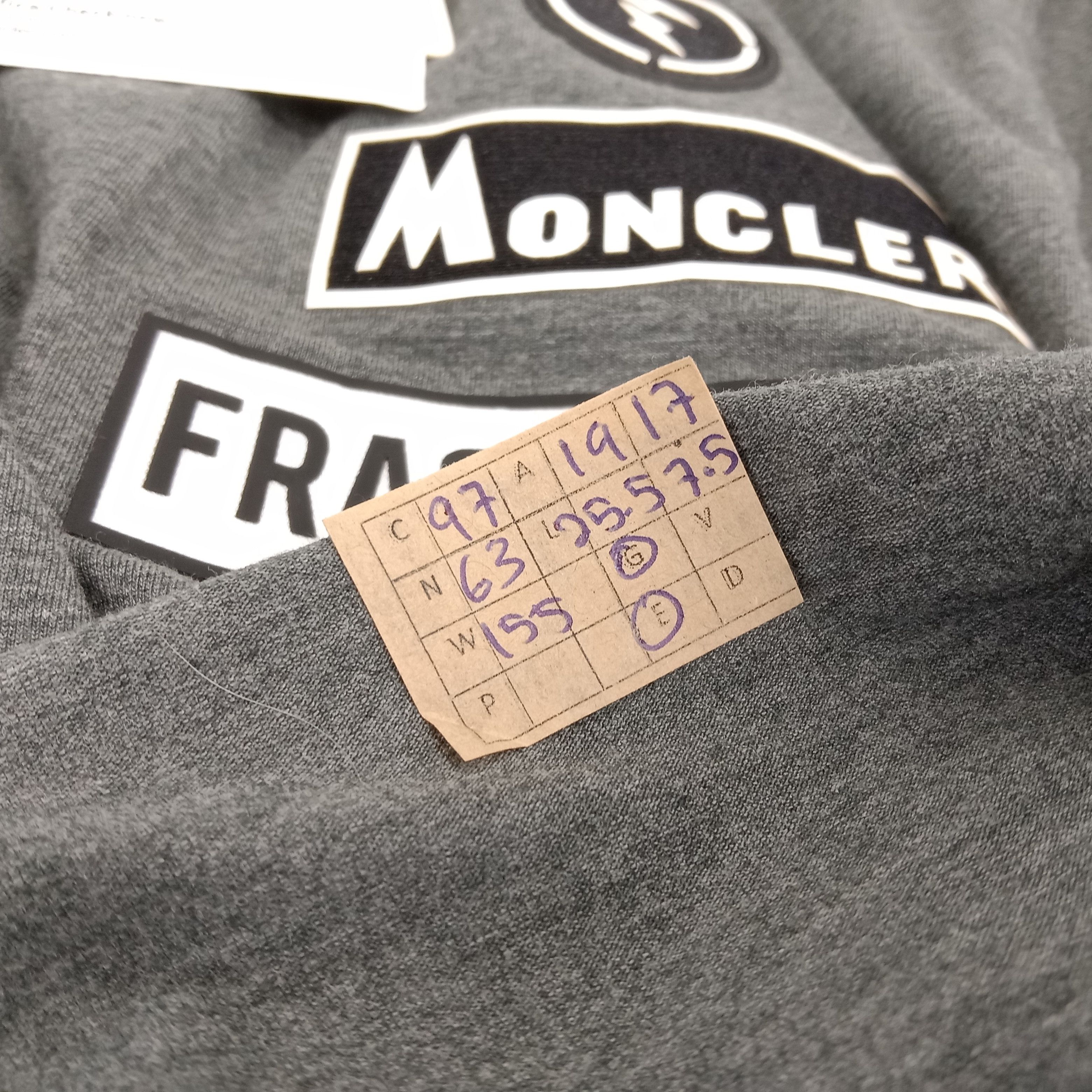 Other Italian Designer Brand Back Stage Design Tshirt Size US M / EU 48-50 / 2 - 13 Thumbnail