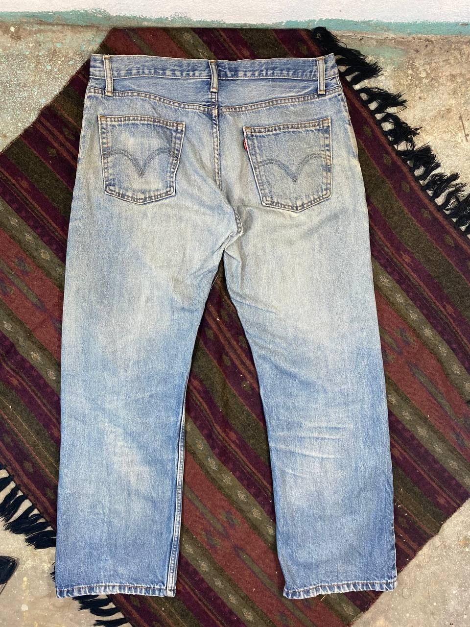 Levi's levis 505 straight fit lightwash distressed denim Size US 37 - 1 Thumbnail