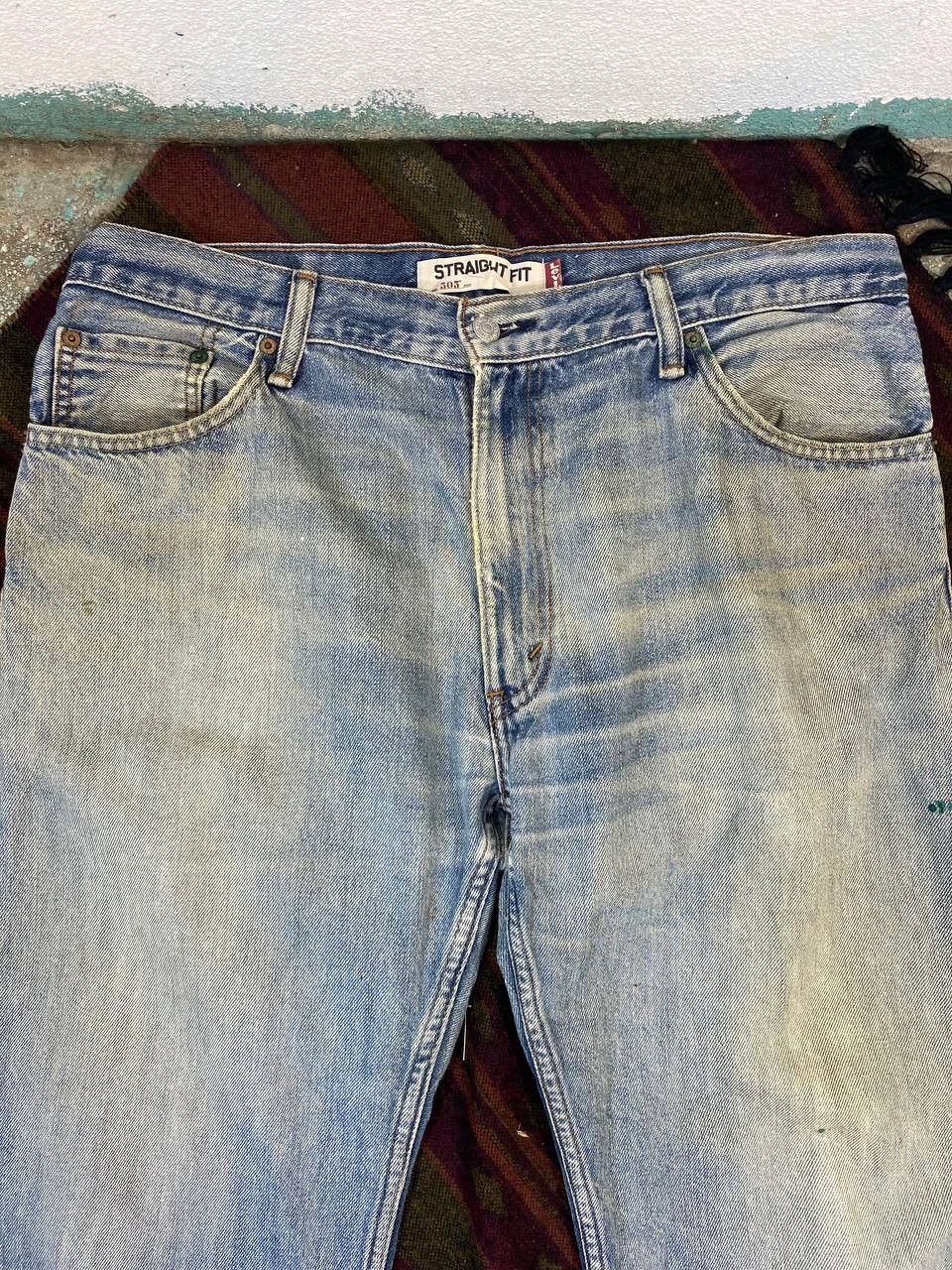 Levi's levis 505 straight fit lightwash distressed denim Size US 37 - 8 Thumbnail