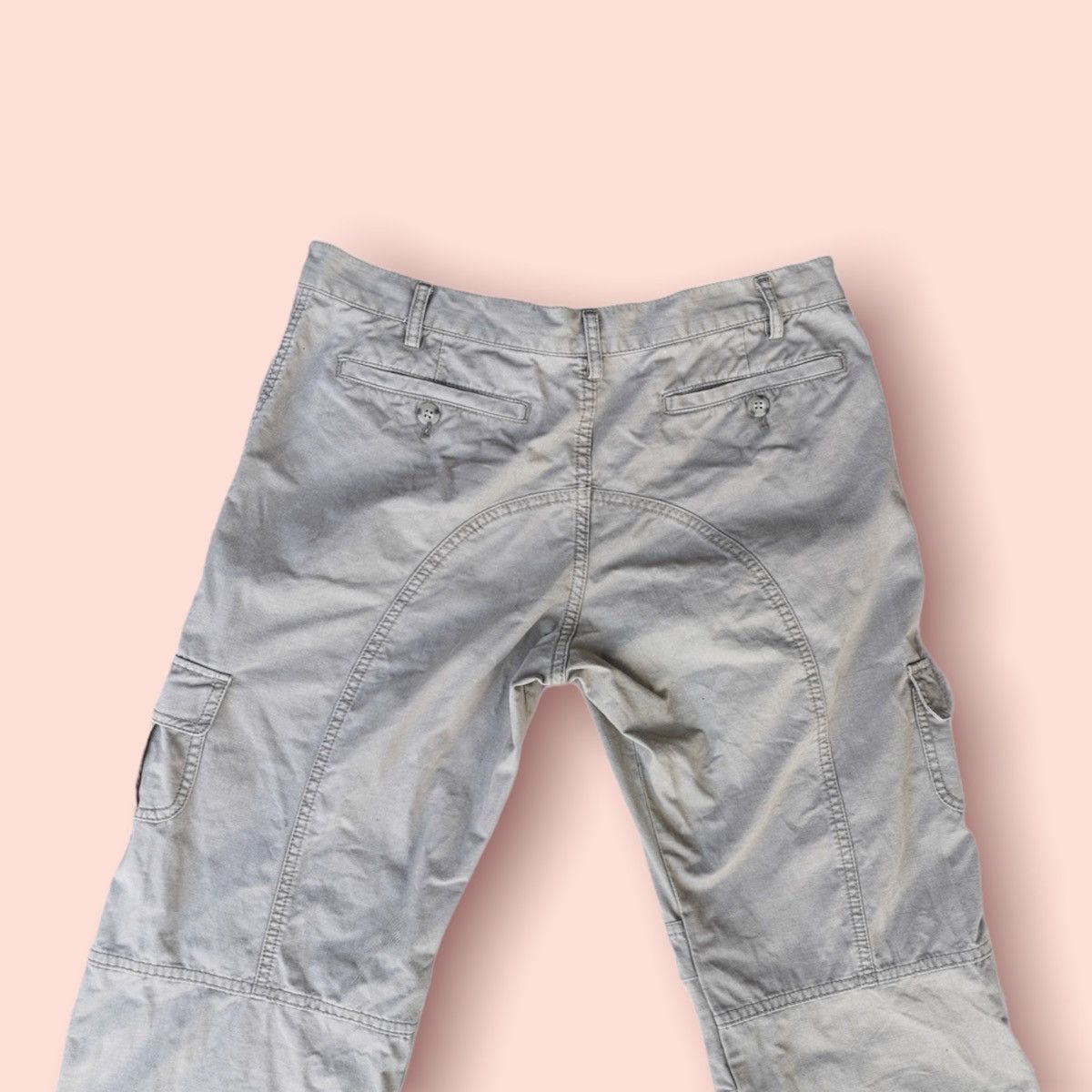 Jun Takahashi × Uniqlo × Urban Outfitters UNIQLO 3 QUATER DOUBLE KNEE LOW RISE FLAIR CUT Size US 31 - 8 Thumbnail