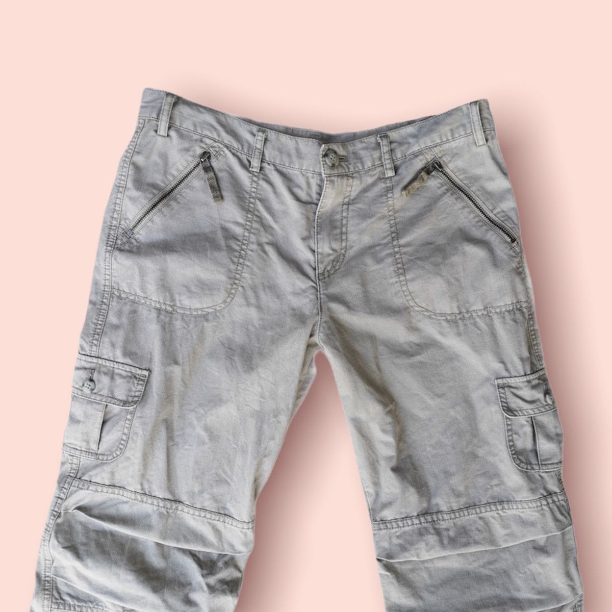 Jun Takahashi × Uniqlo × Urban Outfitters UNIQLO 3 QUATER DOUBLE KNEE LOW RISE FLAIR CUT Size US 31 - 6 Thumbnail
