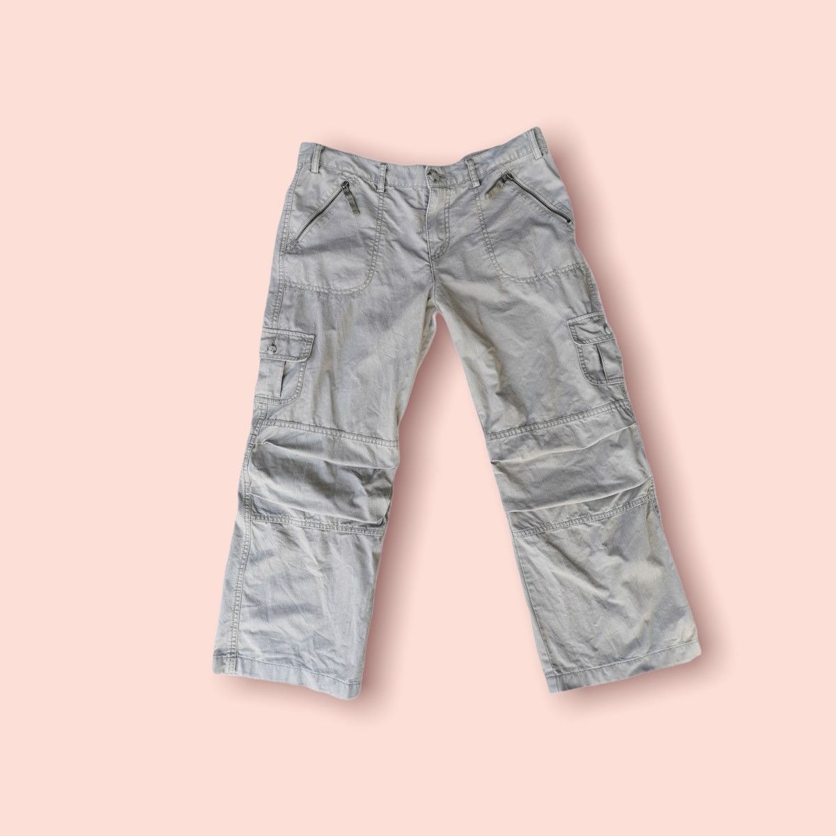 Jun Takahashi × Uniqlo × Urban Outfitters UNIQLO 3 QUATER DOUBLE KNEE LOW RISE FLAIR CUT Size US 31 - 5 Thumbnail
