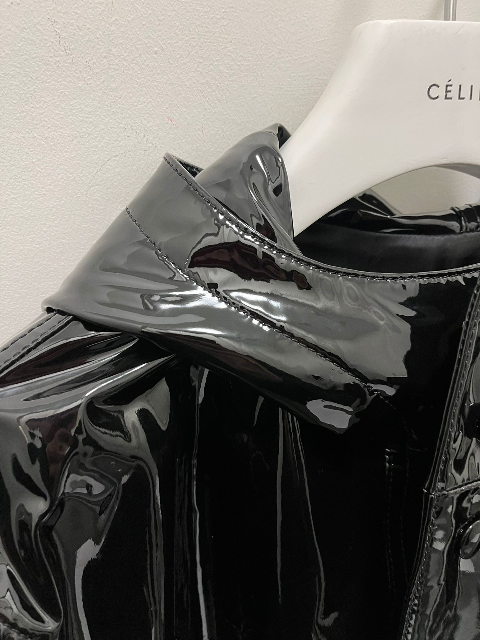 Celine Heavy Coat in Black Color Size US L / EU 52-54 / 3 - 5 Thumbnail