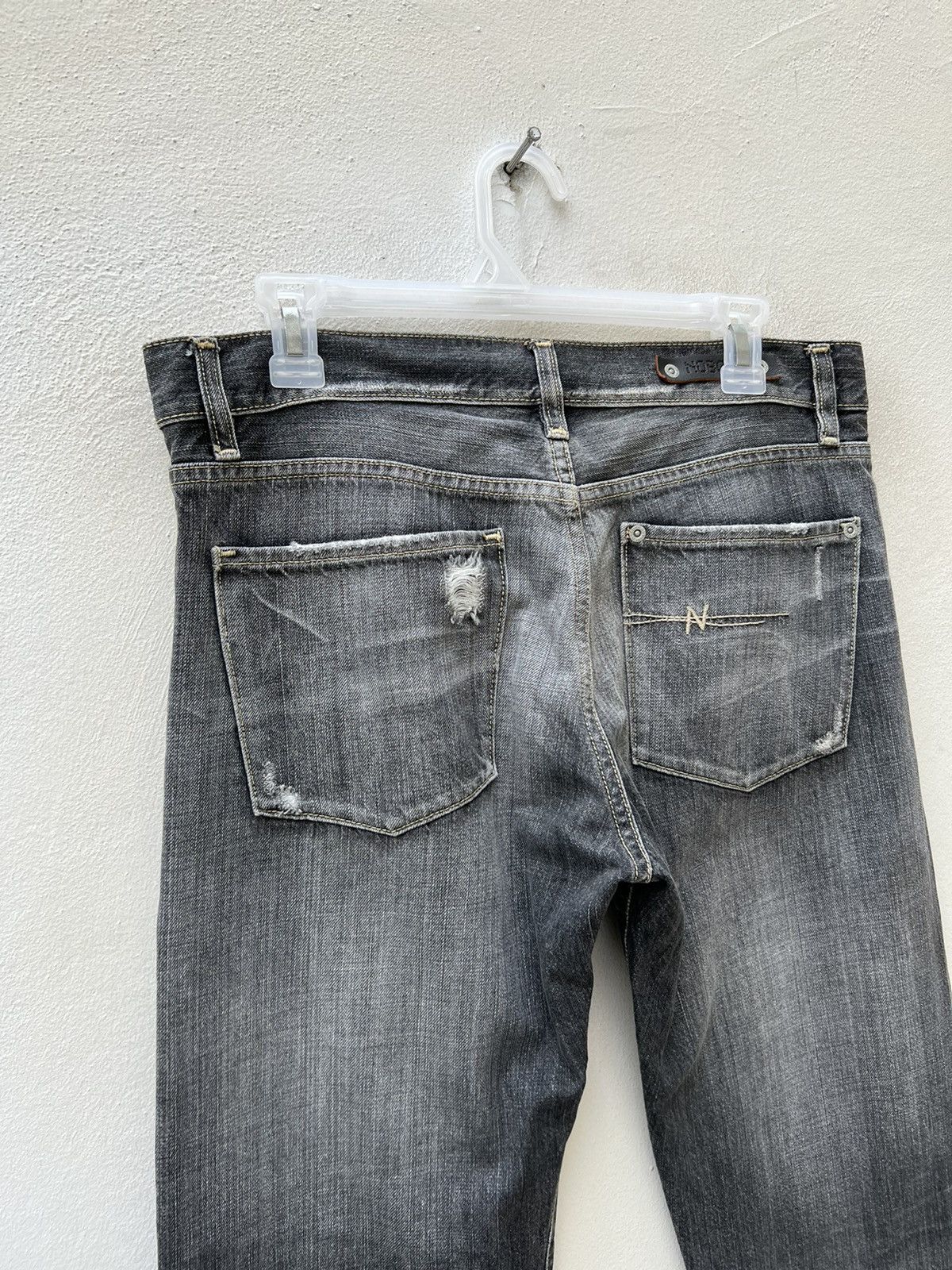 Nobody Denim Vintage Nobody Fade Black Denim Flare Jeans Size US 31 - 15 Thumbnail