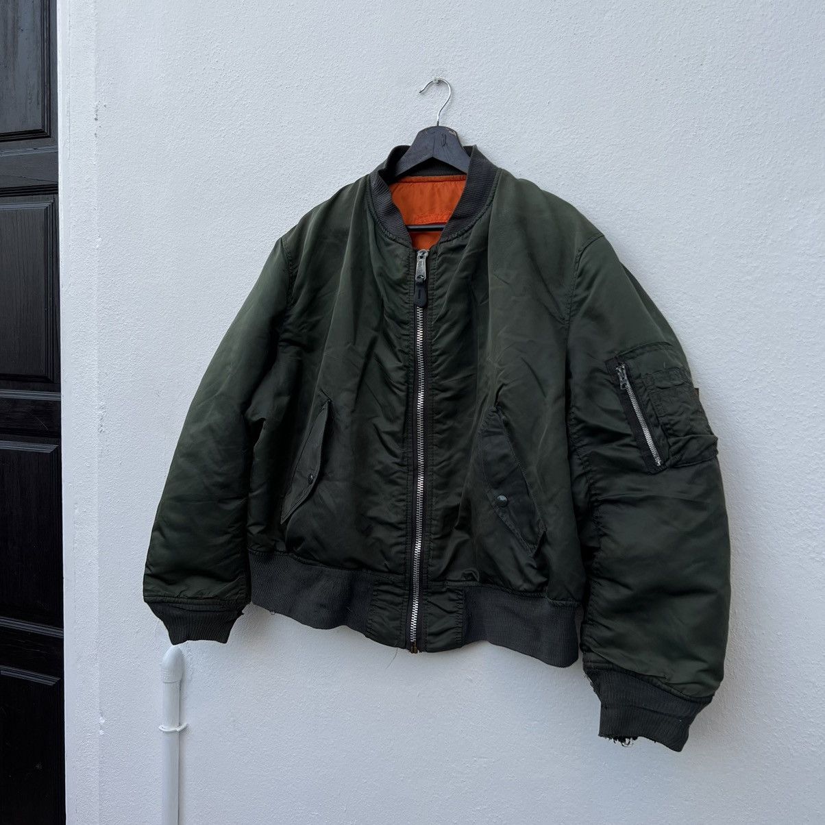 Alpha Industries MA-1 BOMBER JACKET REVERSIBLE ALPHA BUZZ RICKSONS STYLE Size US L / EU 52-54 / 3 - 2 Thumbnail