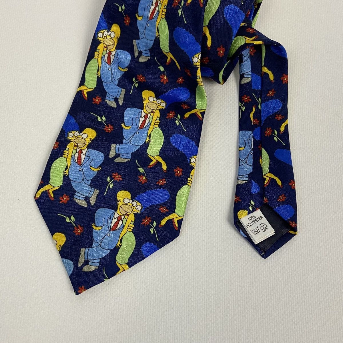 Other Vintage 90’s The Simpsons Homer & Marge Hugs tie Humor Fun Size ONE SIZE - 2 Thumbnail
