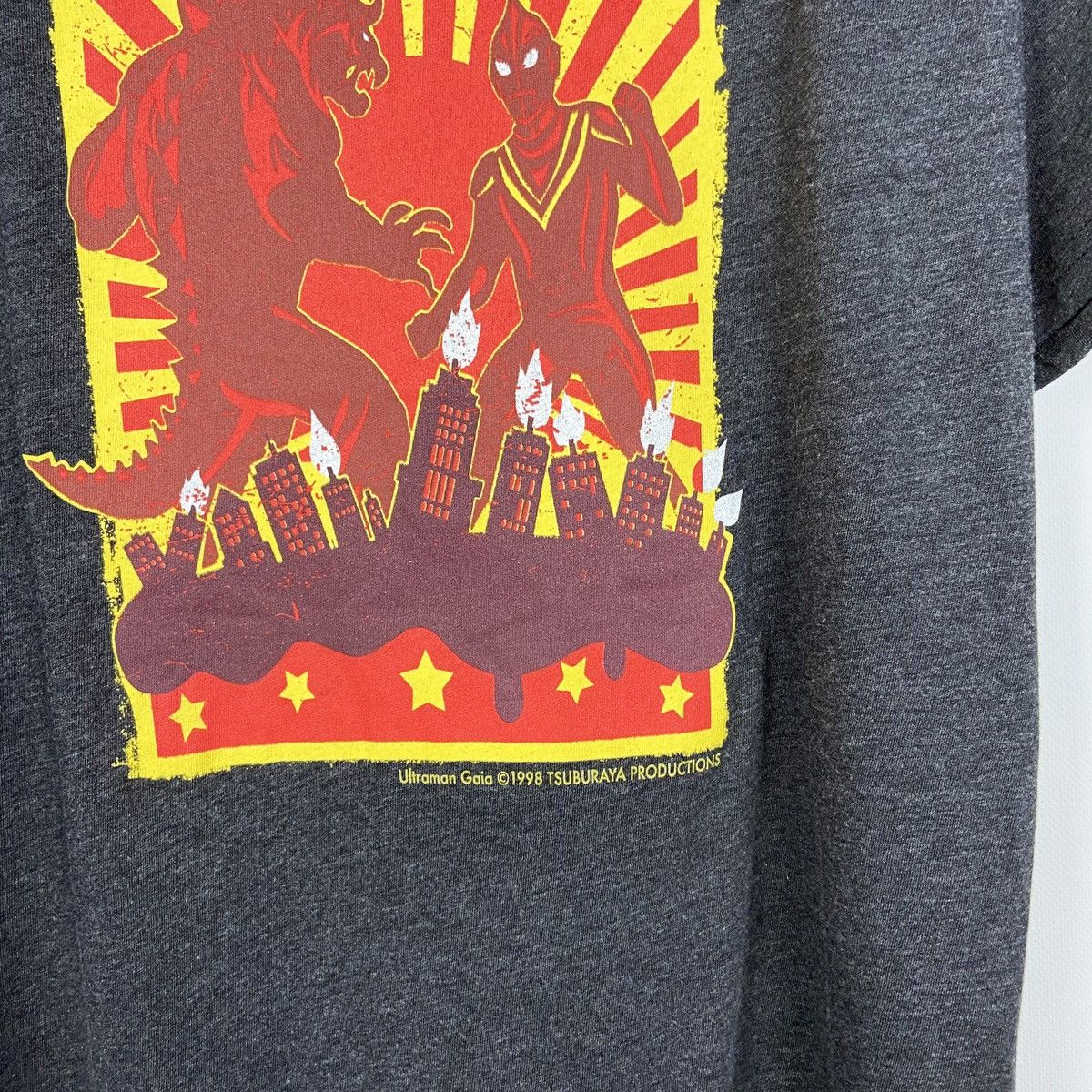 Anime Vintage 1998 Ultraman Gaia 1998 Tsuburaya Anime tee Size US XXL / EU 58 / 5 - 5 Thumbnail