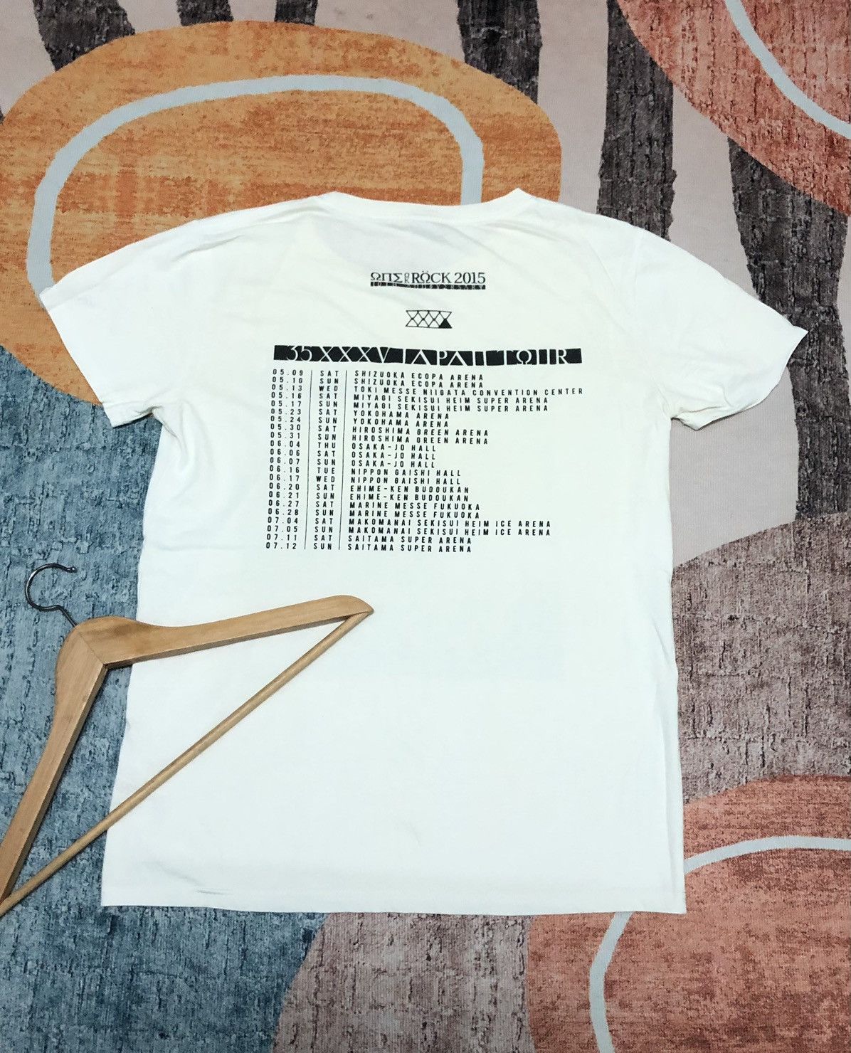 Band Tees ONE OK ROCK 2015 10th ANNIVERSARY JAPANESE ROCK TOUR SHIRT Size US M / EU 48-50 / 2 - 7 Thumbnail