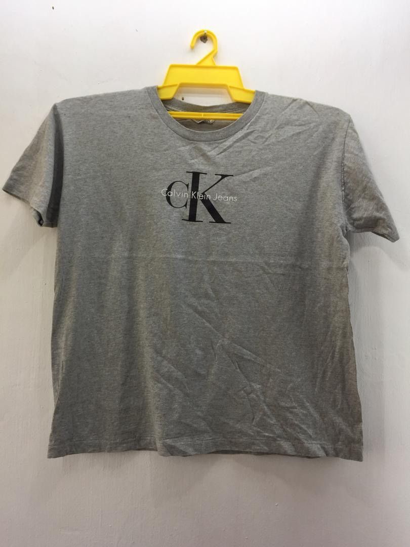Calvin Klein Vintage Calvin Klein Spell Out Size US XL / EU 56 / 4 - 1 Thumbnail
