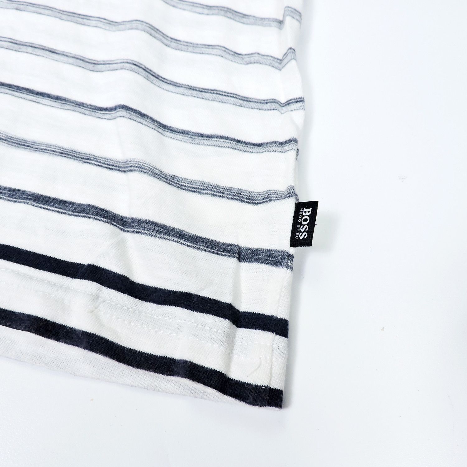 Hugo Boss HUGO BOSS STRIPED T-SHIRT Size US XL / EU 56 / 4 - 8 Thumbnail