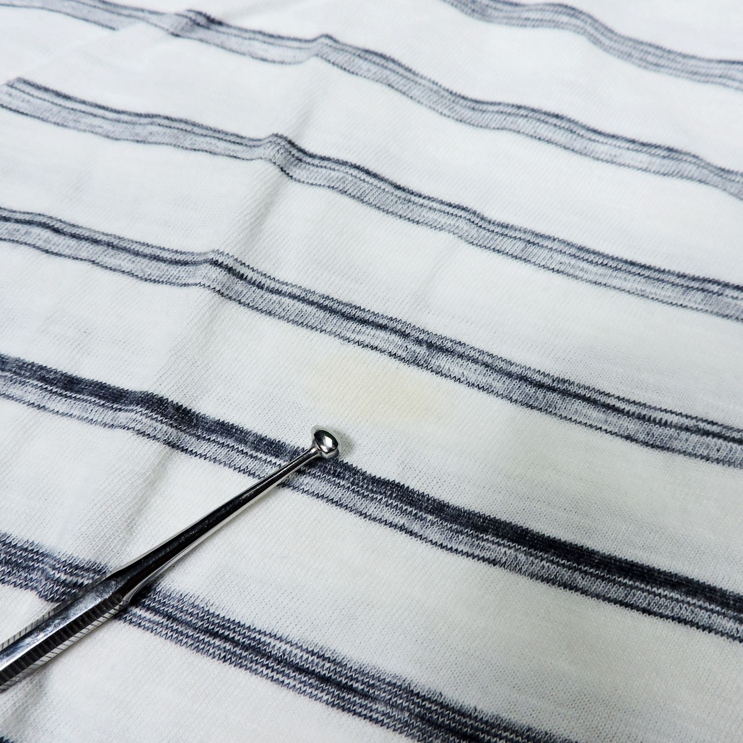 Hugo Boss HUGO BOSS STRIPED T-SHIRT Size US XL / EU 56 / 4 - 12 Thumbnail