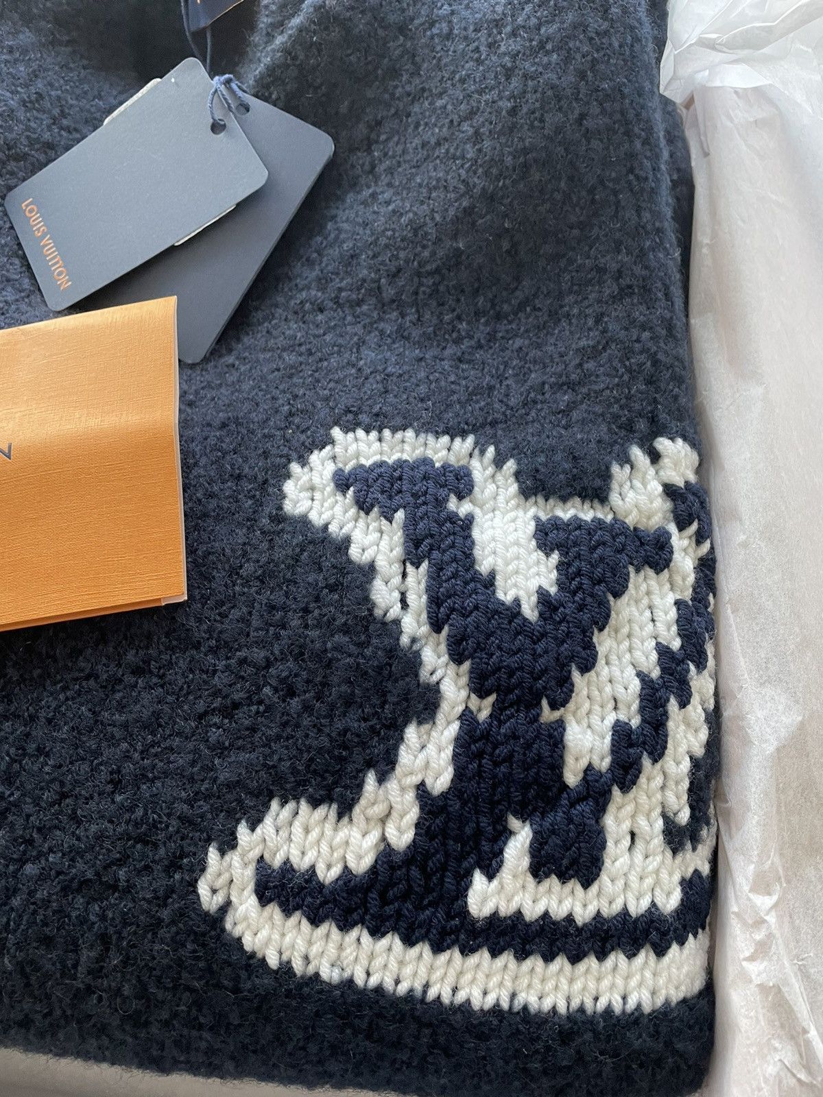 Louis Vuitton Super Runway Limited Edition Louis Vuitton LV Sweater Size US L / EU 52-54 / 3 - 25 Thumbnail
