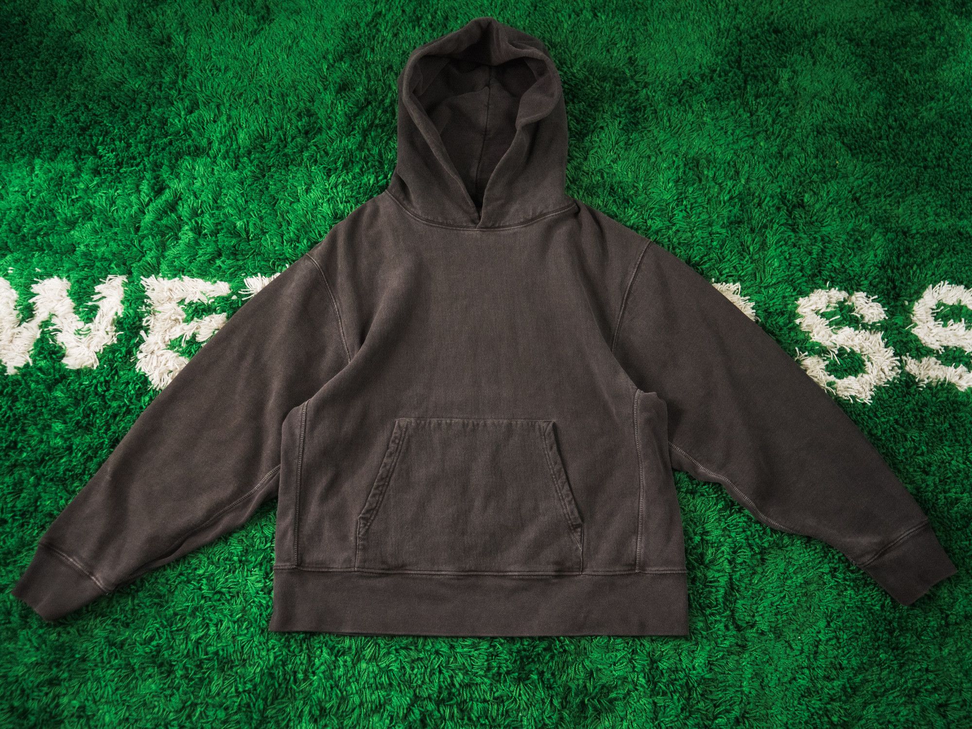 Yeezy YEEZY SEASON 3 WASHED GREY HOODIE (M) Size US M / EU 48-50 / 2 - 2 Thumbnail