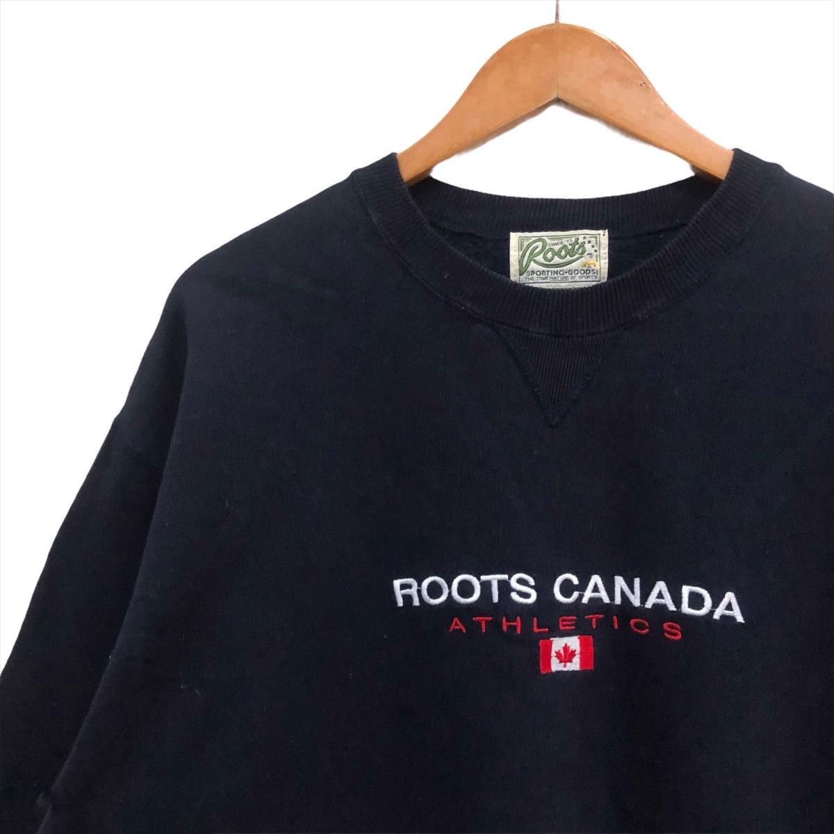 Roots × Vintage Vintage 90s ROOTS CANADA EMBROIDERED LOGO Sweatshirt Size US L / EU 52-54 / 3 - 4 Thumbnail