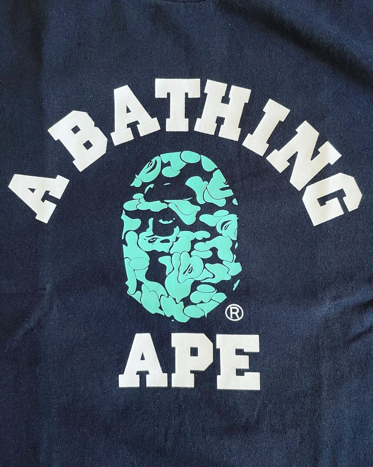 Bape BAPE TEXT CODE CAMO COLLEGE TEE Size US XXL / EU 58 / 5 - 3 Thumbnail