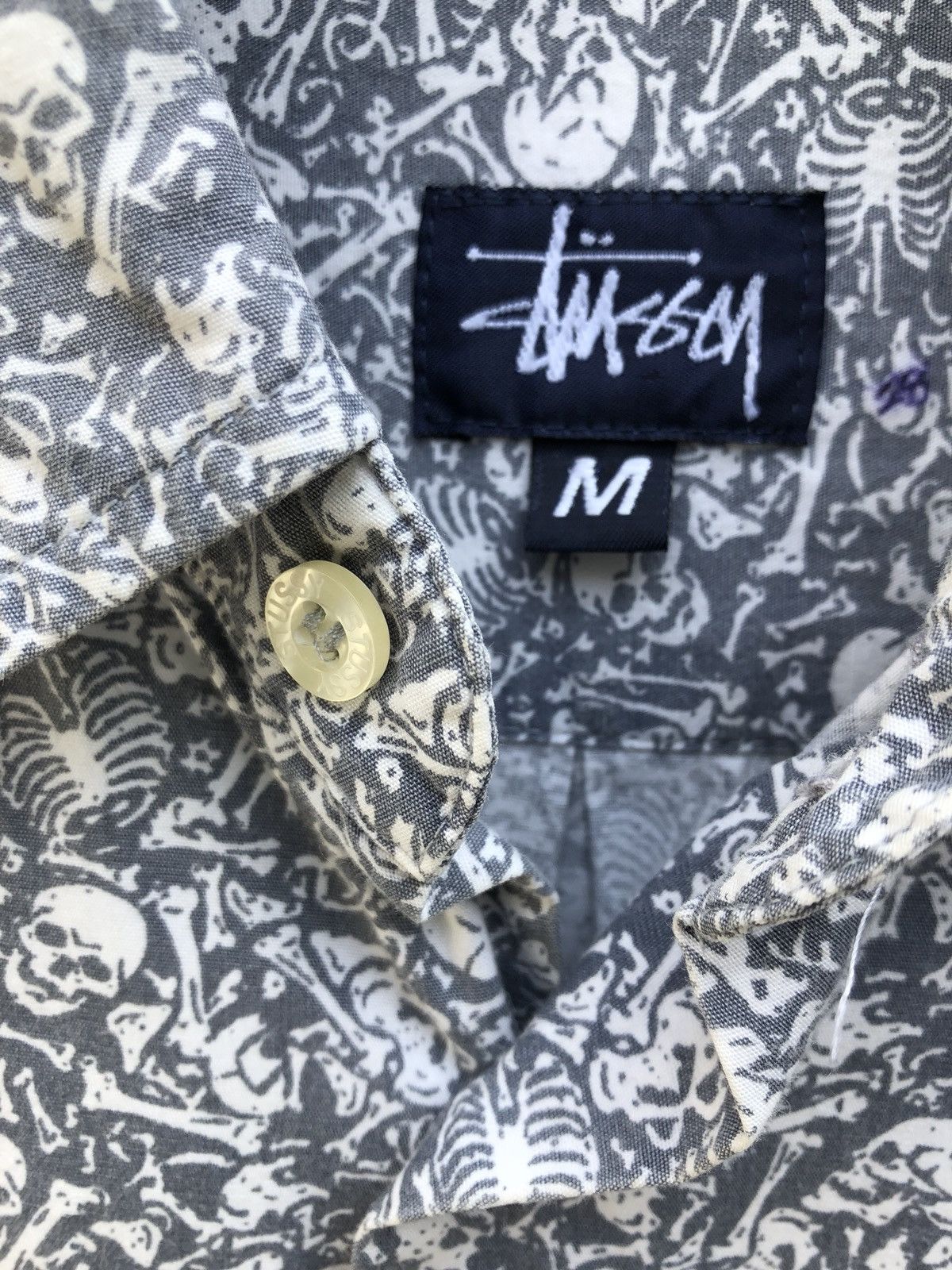 Stussy Vintage Stussy Full Printed Skull Skeleton Button Shirt Size US M / EU 48-50 / 2 - 9 Thumbnail