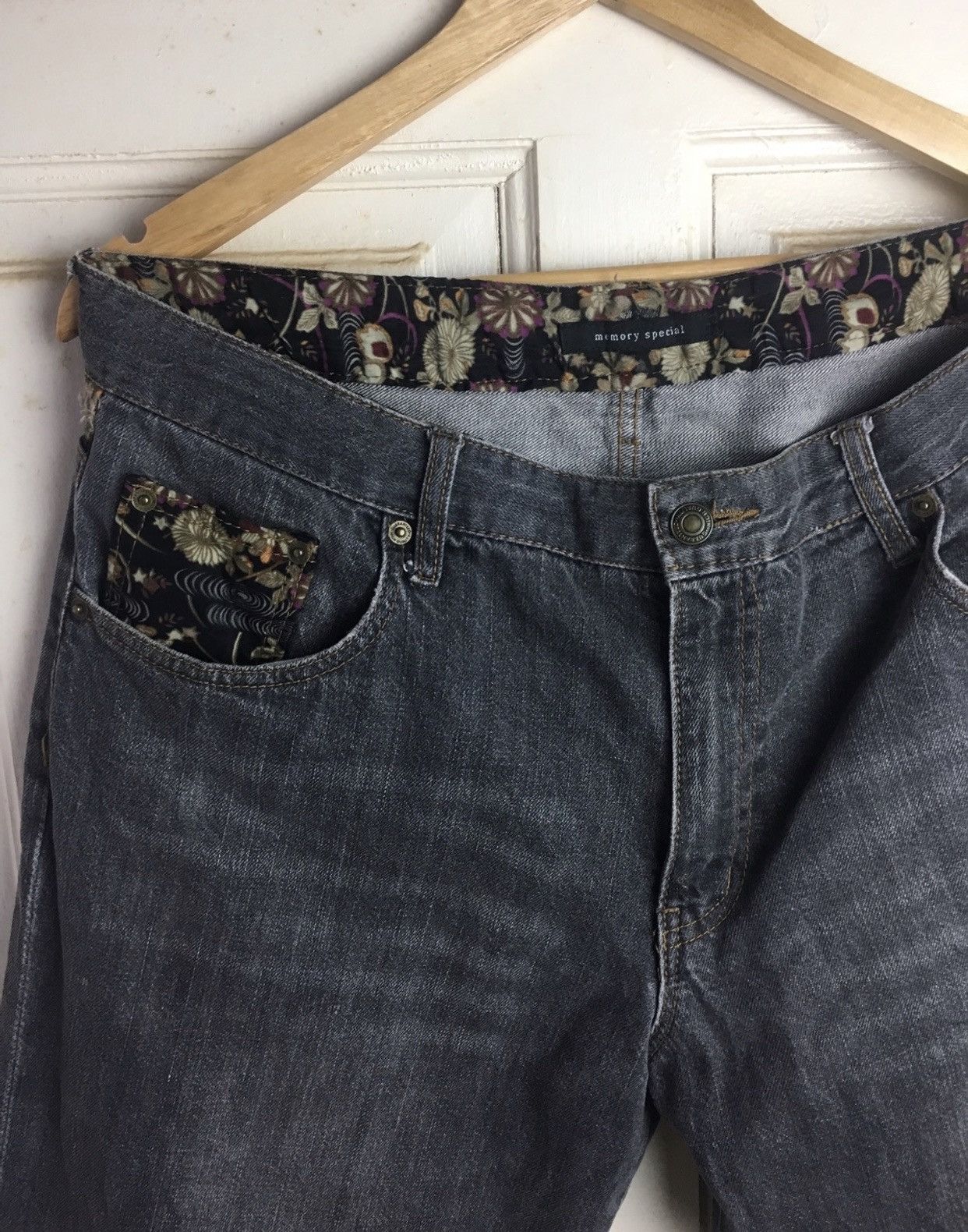 Japanese Brand Rare Multipocket Fish Sukajan Embroidery Pant Memory Special Size US 36 / EU 52 - 4 Thumbnail