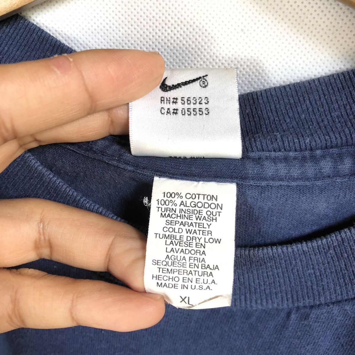 Vintage Rare!! Vintage 90s Nike Air Center Swoosh Embroidery Tee Size US XL / EU 56 / 4 - 7 Thumbnail