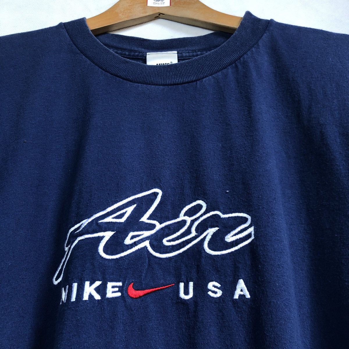 Vintage Rare!! Vintage 90s Nike Air Center Swoosh Embroidery Tee Size US XL / EU 56 / 4 - 2 Thumbnail