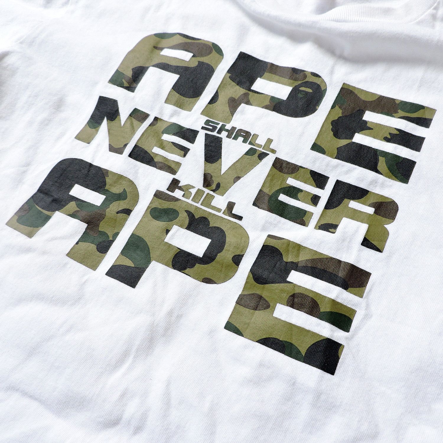 Bape BAPE 'APE SHALL NEVER KILL APE' CAMO TYPE T-SHIRT Size US M / EU 48-50 / 2 - 2 Thumbnail