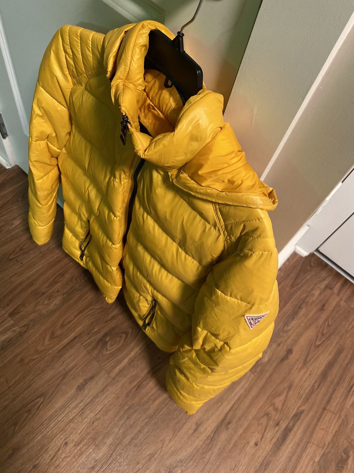 Guess Heavy Yellow Coat Size US L / EU 52-54 / 3 - 4 Thumbnail