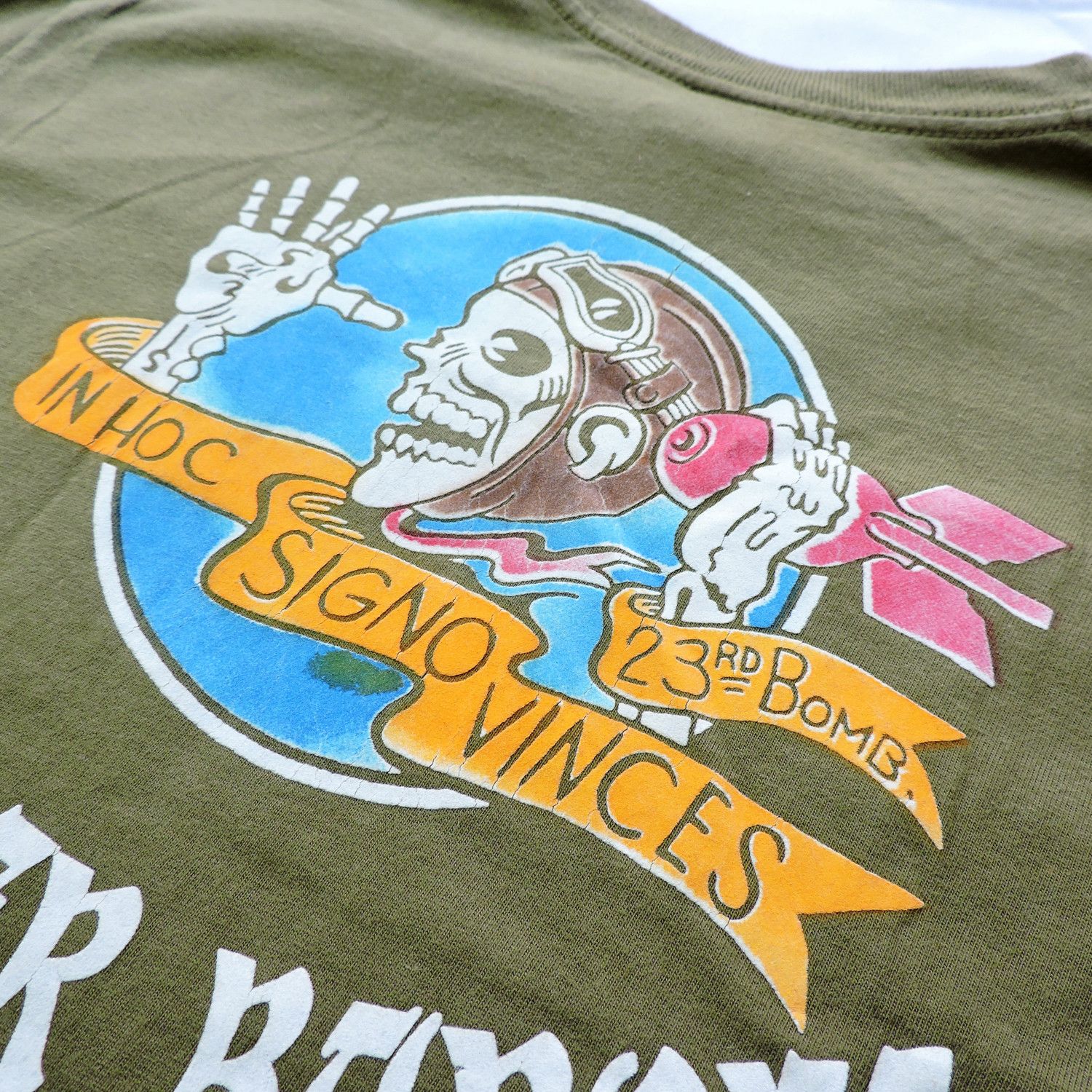 Buzz Rickson's 'IN HOC SIGNO VINCES' BOMBER BARONS JUNGLE AIR FORCE T-SHIRT Size US XS / EU 42 / 0 - 8 Thumbnail