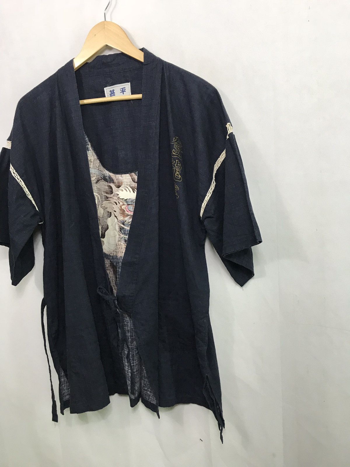 Japanese Brand 🔥Rare Vintage Japanese dragon kimono Cardigan Shirt Size US L / EU 52-54 / 3 - 5 Thumbnail