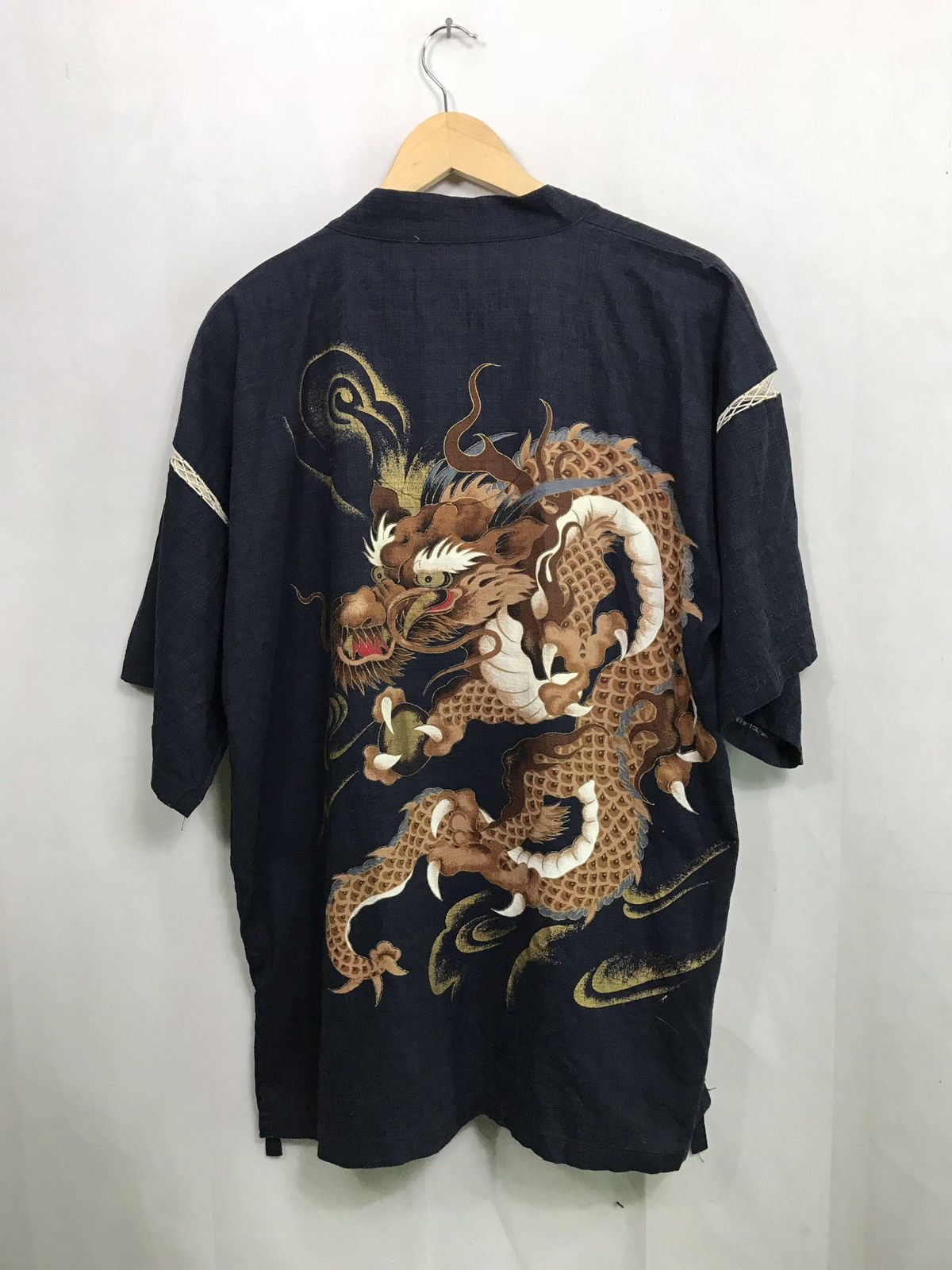 Japanese Brand 🔥Rare Vintage Japanese dragon kimono Cardigan Shirt Size US L / EU 52-54 / 3 - 1 Thumbnail