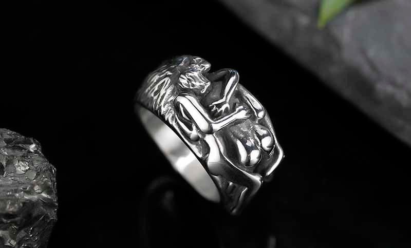 Jewelry Hug Ring Size ONE SIZE - 1 Thumbnail