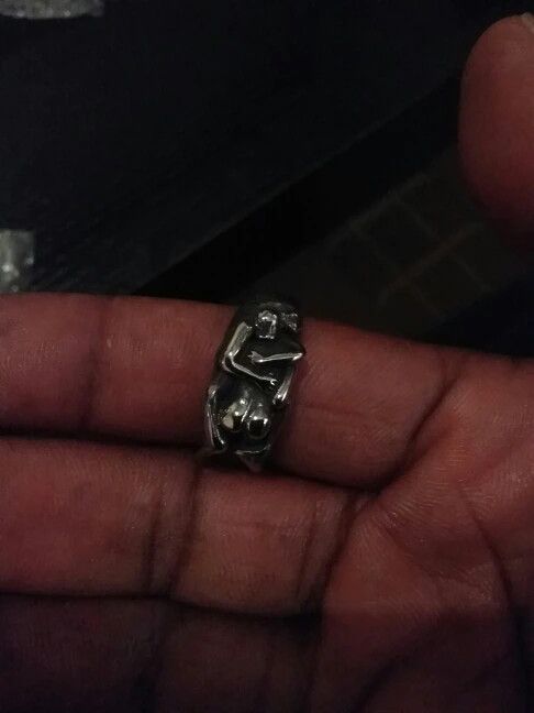 Jewelry Hug Ring Size ONE SIZE - 3 Thumbnail