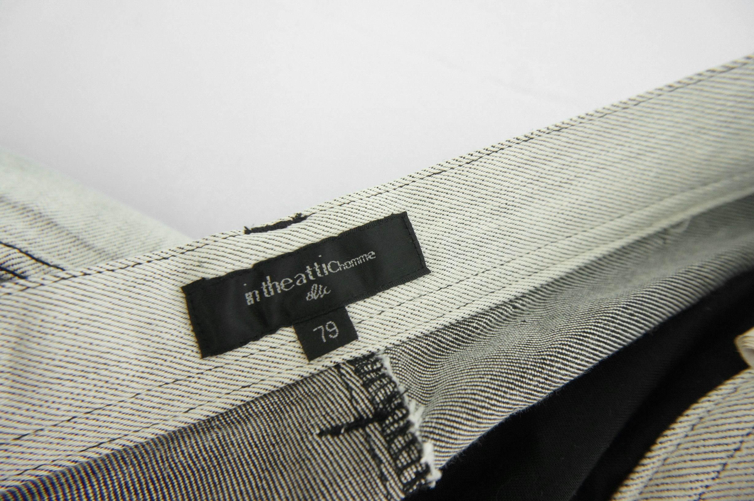 Japanese Brand Vintage! IN THE ATTIC Distressed Worn Low Rise Jeans Size US 31 - 22 Thumbnail