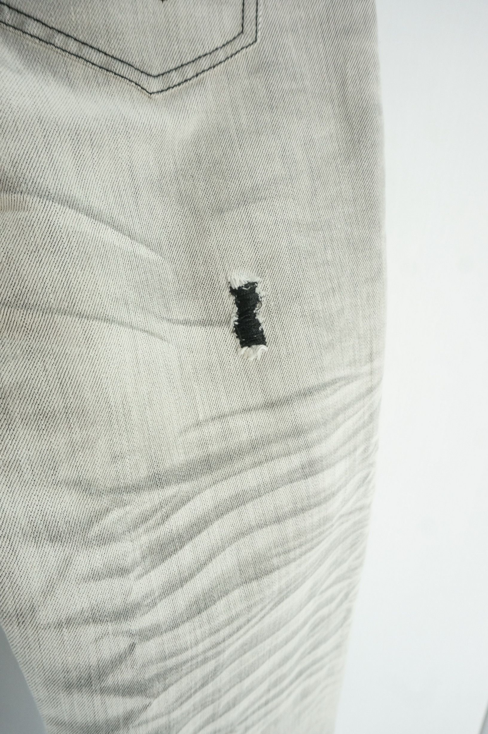 Japanese Brand Vintage! IN THE ATTIC Distressed Worn Low Rise Jeans Size US 31 - 12 Thumbnail