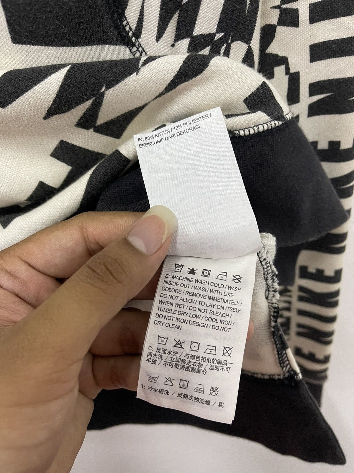 Nike × Vintage Vintage Nike Allover Print Logo Crewneck Sweatshirt Size M / US 6-8 / IT 42-44 - 8 Thumbnail